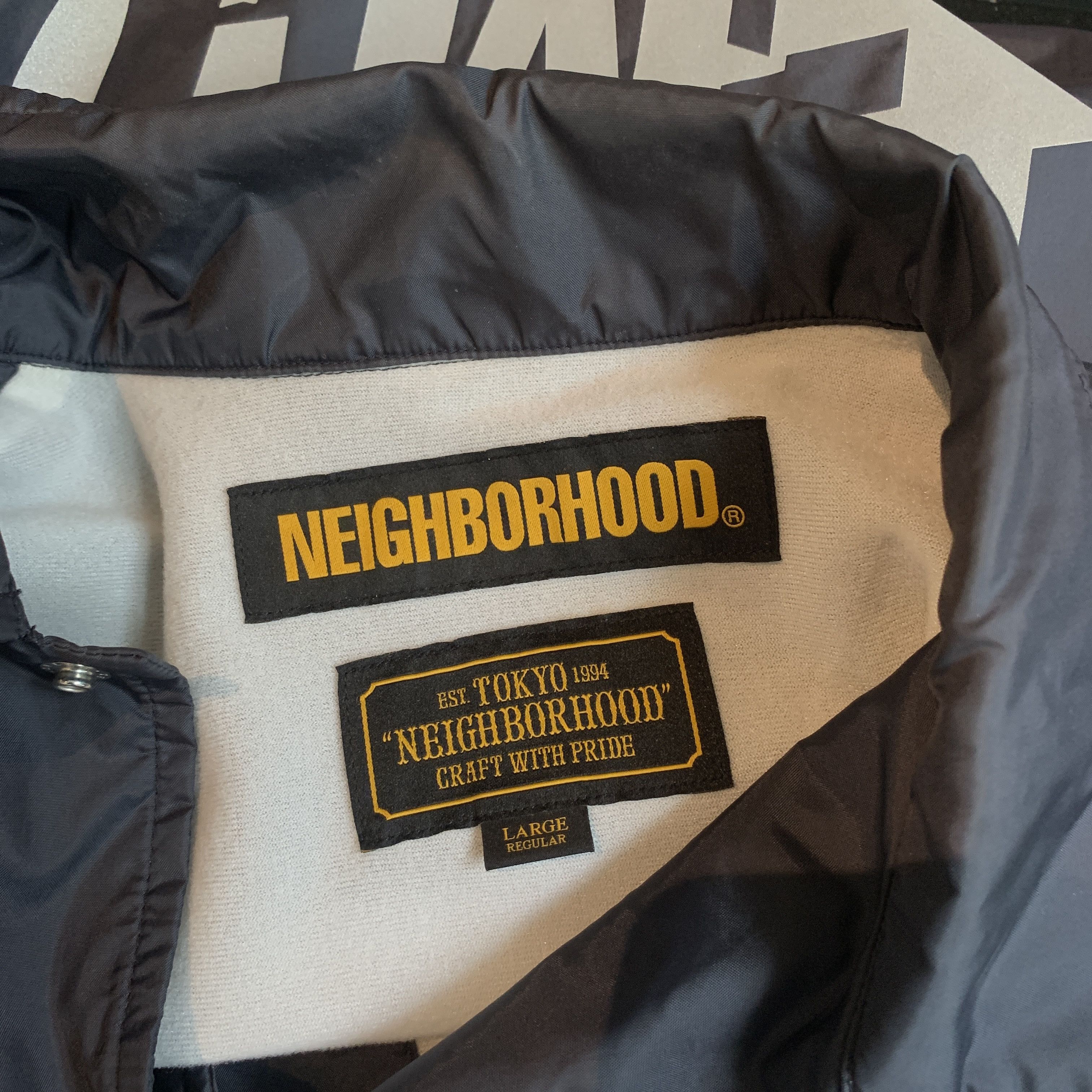 Neighborhood Neighborhood coach jkt 2018 Size US L / EU 52-54 / 3 - 5 Thumbnail