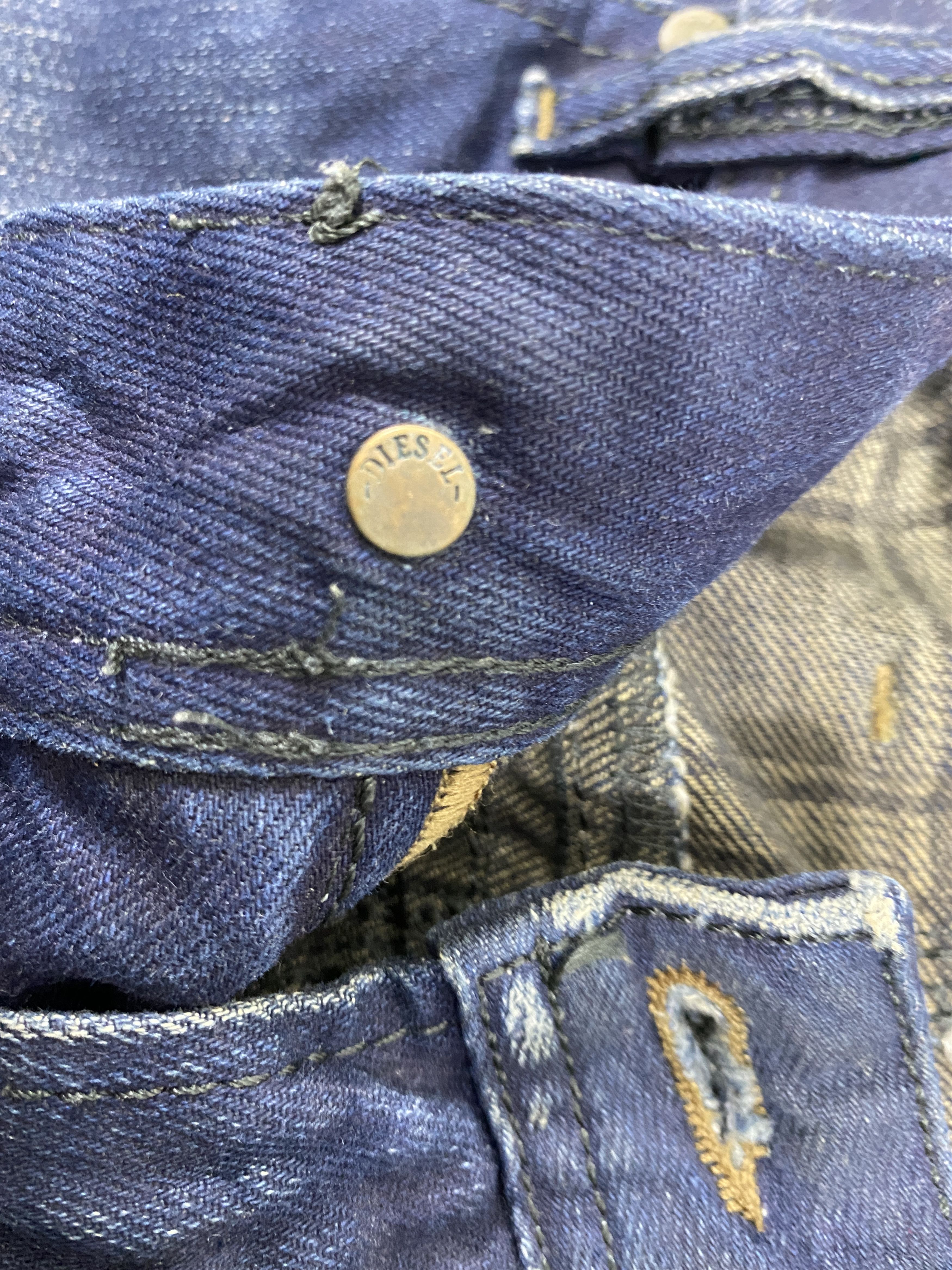 Vintage Distressed Blue Vintage Diesel Jeans 33x29.5 Denim- JN3801 Size US 33 - 7 Thumbnail