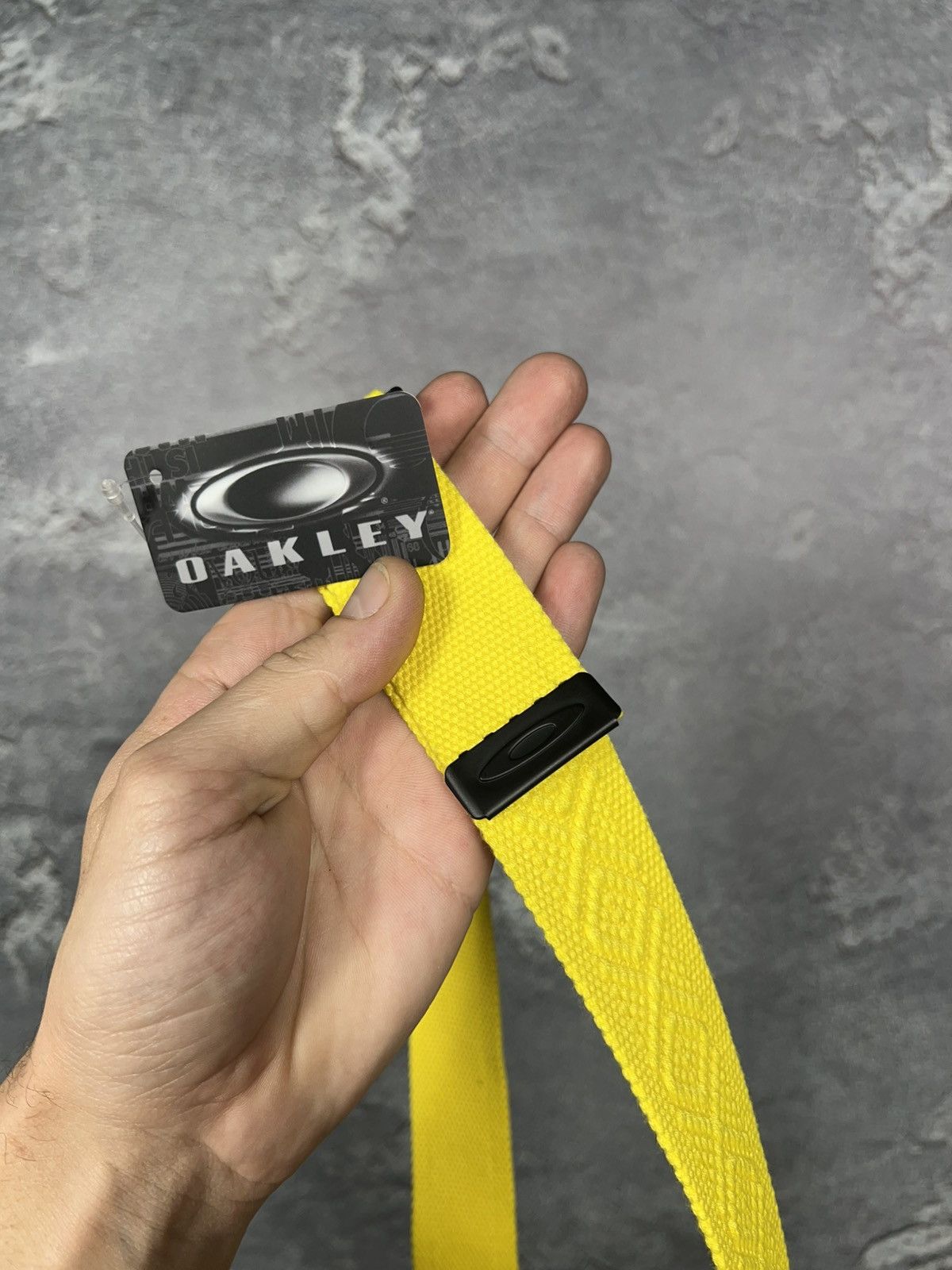 Oakley New Vintage Oakley Belt With Metal Buckle Logo Size ONE SIZE - 5 Thumbnail