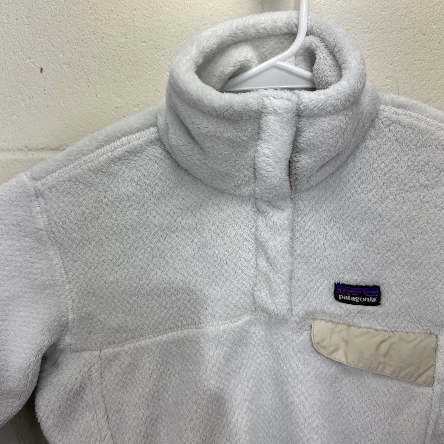 Patagonia Patagonia Re-Tool Snap T PULLOVER Jacket Womens Medium Fleece Ivory Pockets Size M / US 6-8 / IT 42-44 - 4 Thumbnail