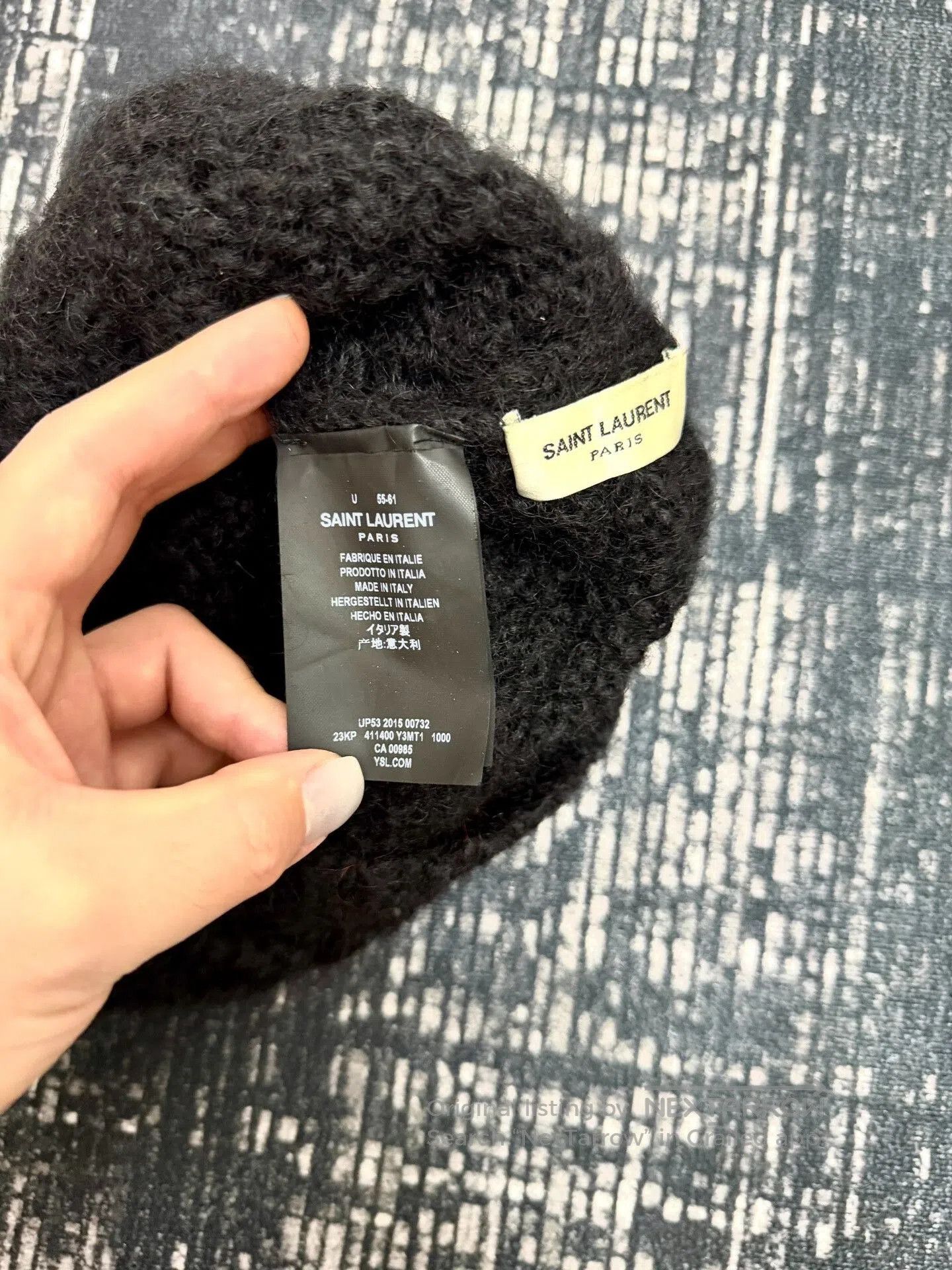 Saint Laurent Paris Saint Laurent Black Wool Blend Pom Beanie. Size ONE SIZE - 3 Thumbnail