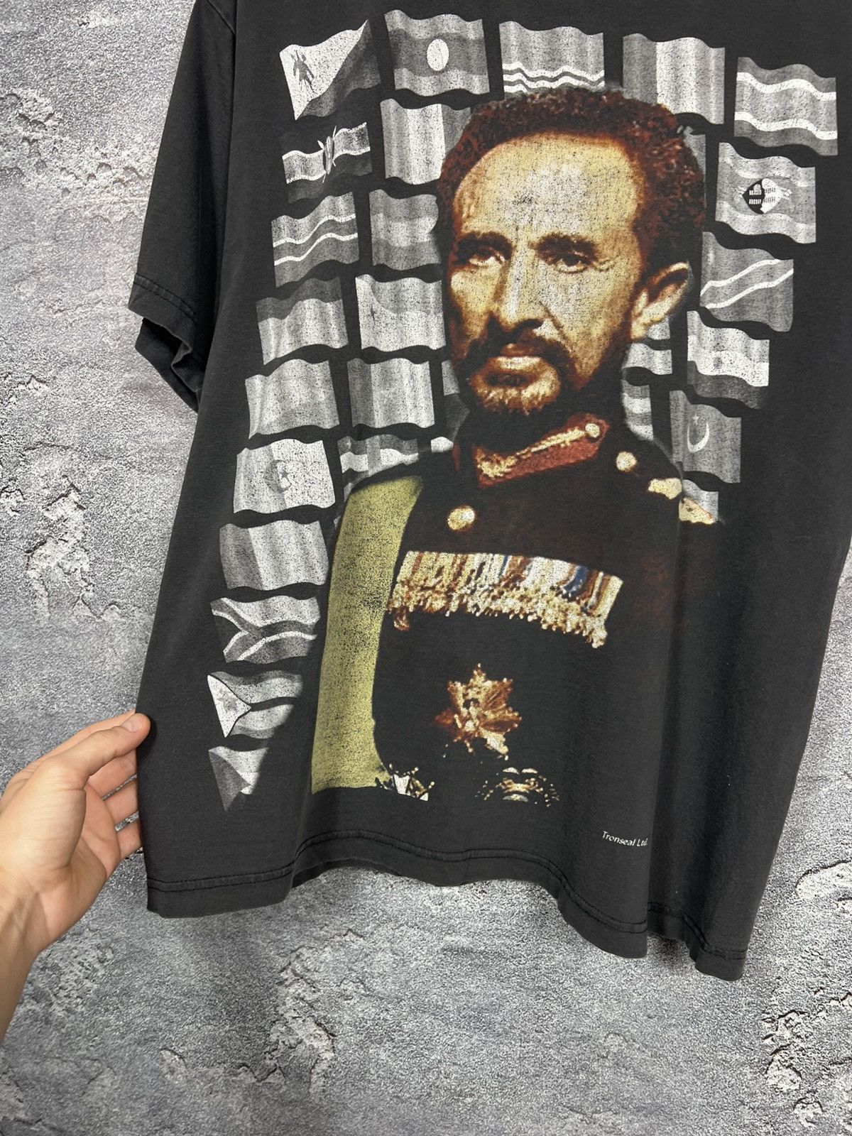 Other Vintage Haile Selassie King Rasta Jah T-shirt Size L Size US L / EU 52-54 / 3 - 6 Thumbnail