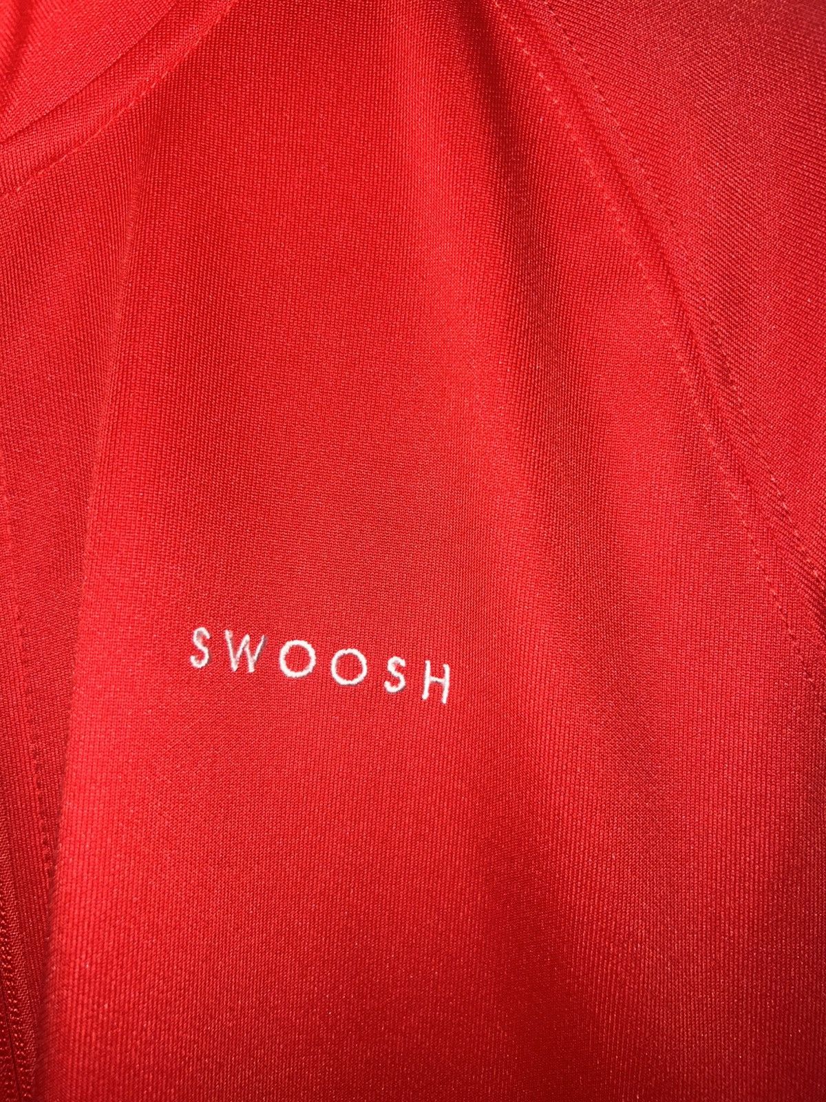 Nike Nike Red Double Swoosh track jacket Size US M / EU 48-50 / 2 - 2 Thumbnail