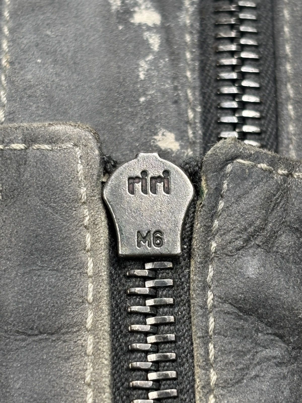 Miu Miu 2000’s Archived Grey Pelle - Leather Jacket Size US L / EU 52-54 / 3 - 14 Thumbnail