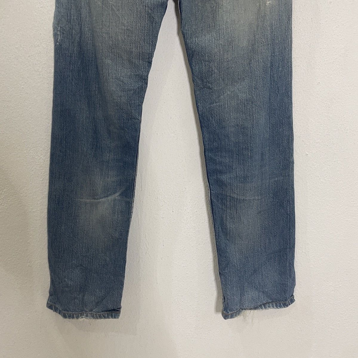 Levi's Vintage Levis 501 Distressed Denim Jeans Size US 27 - 10 Thumbnail