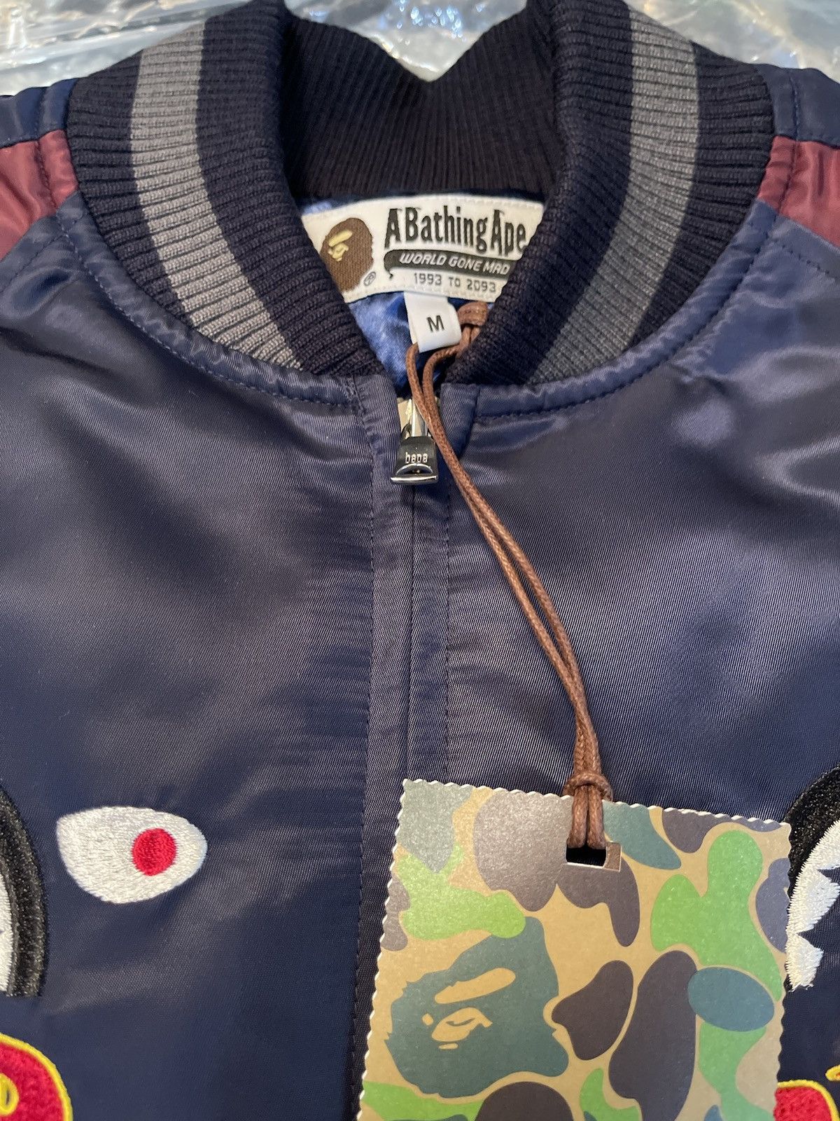 Bape A BATHING ALE SOUVENIR JACKET SIZE M Size US M / EU 48-50 / 2 - 4 Thumbnail