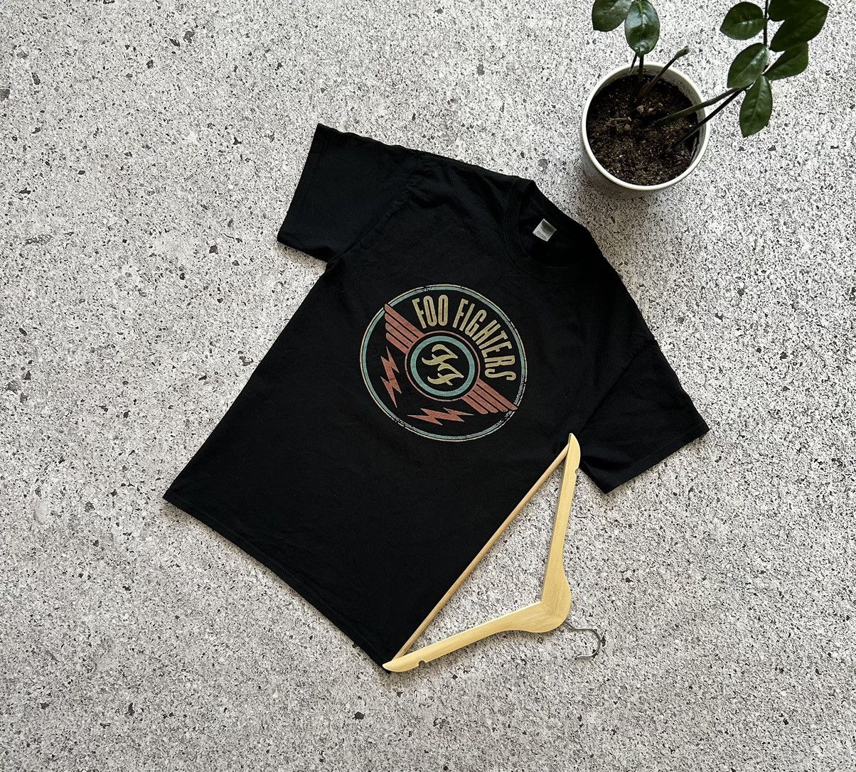 Band Tees Foo Fighters Retro Vintage Hype Y2K Rock Band T-Shirt Size US M / EU 48-50 / 2 - 1 Thumbnail