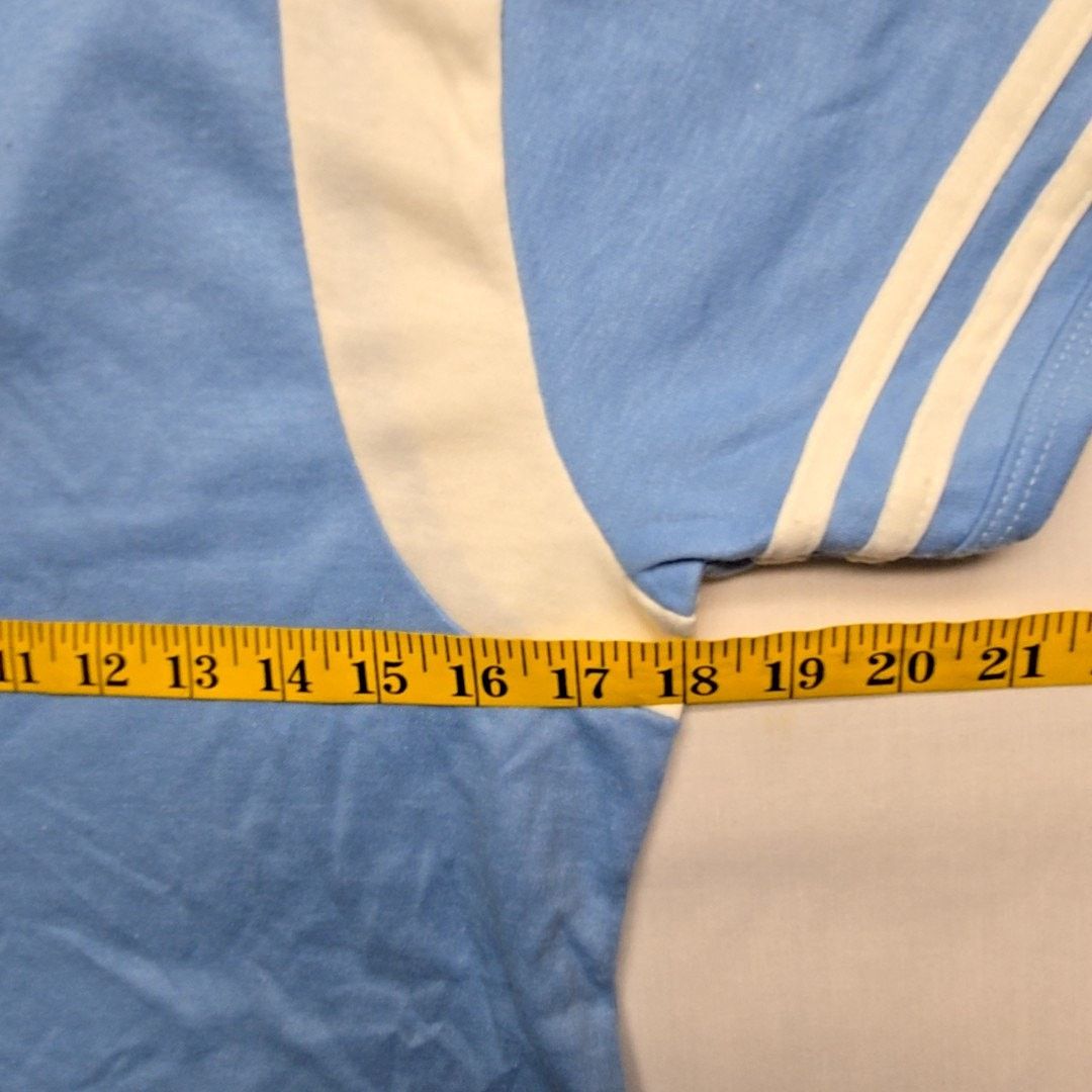 Vintage Vintage Montana Graphic Tee Le Riche Blue White Large Shirt Size L / US 10 / IT 46 - 7 Thumbnail