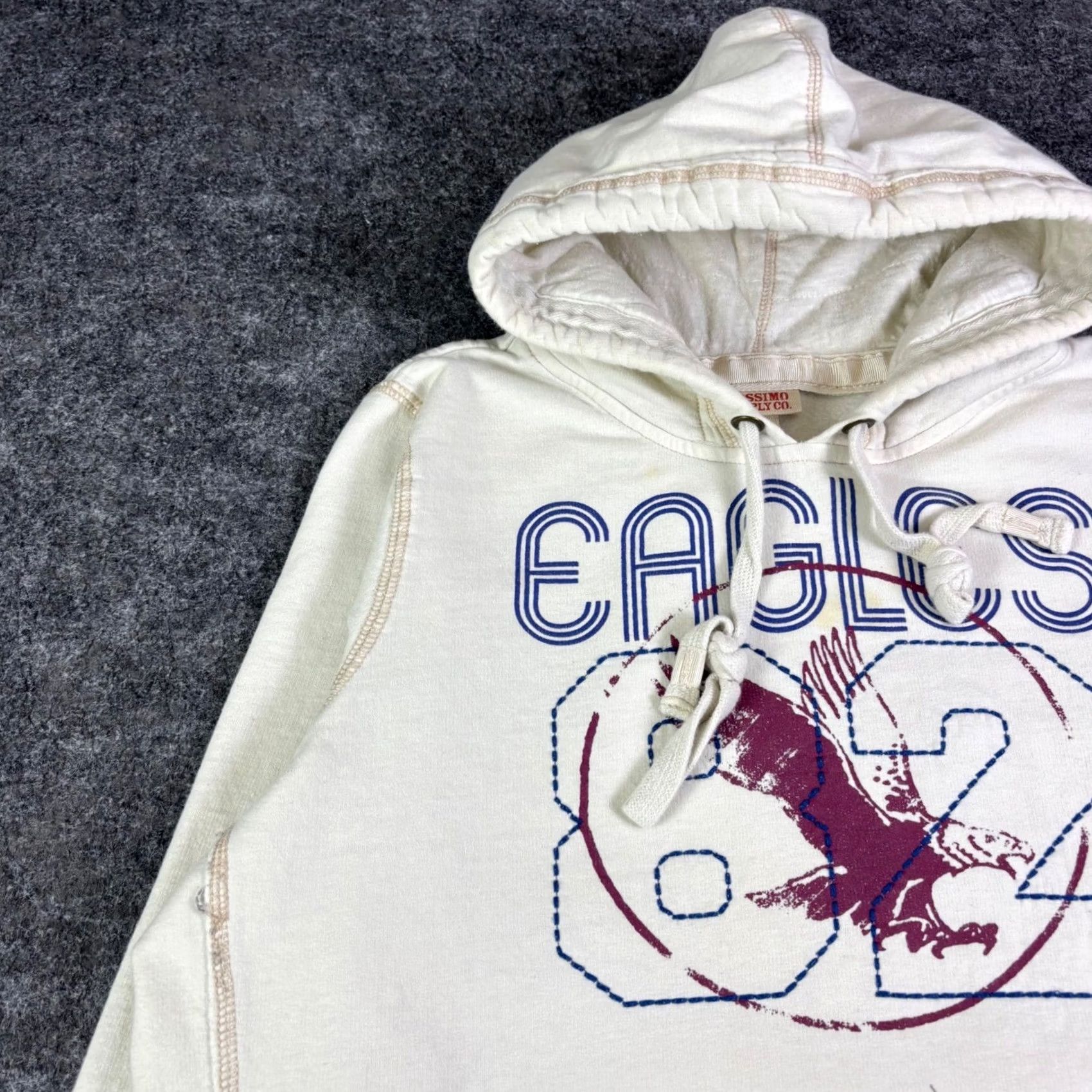 Mossimo Mossimo Supply Co Eagles 82 Graphic Hoodie Mens 2XL Sweatshirt Ivory/ Cream Graphic Print Hooded Pullover Size US XXL / EU 58 / 5 - 5 Thumbnail