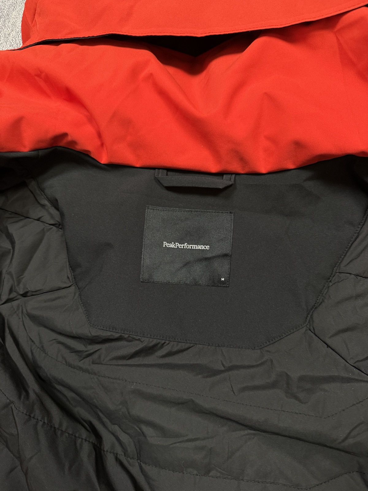 Peak Performance Peak Performance Gore-Tex Jacket Gorpcore Size US M / EU 48-50 / 2 - 11 Thumbnail