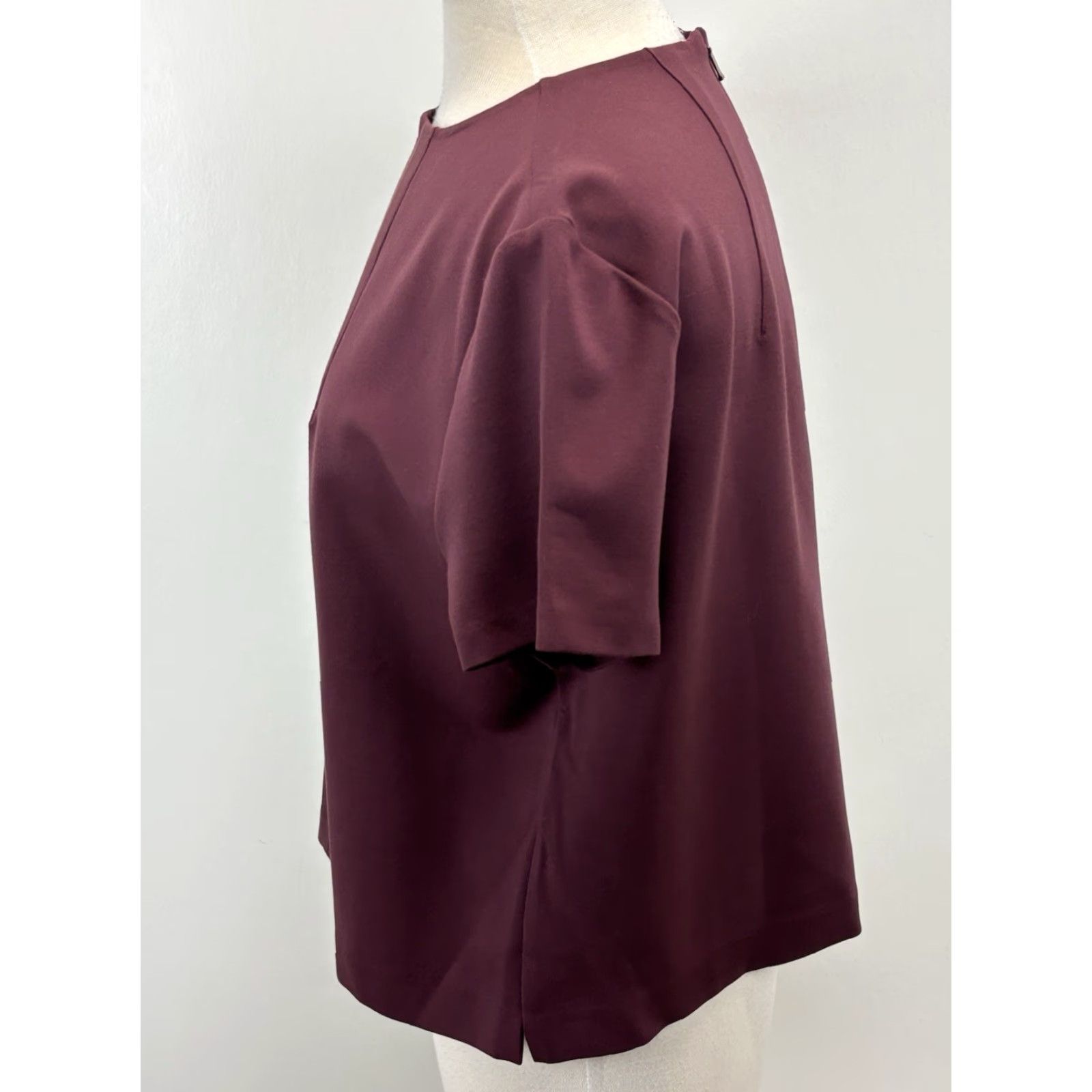 Spanx Spanx Women's Blouse Shirt Short Sleeve The Perfect Funnel Top Regular Size XL Maroon Red Stretch Vintage No 90s? Size XL / US 12-14 / IT 48-50 - 2 Thumbnail