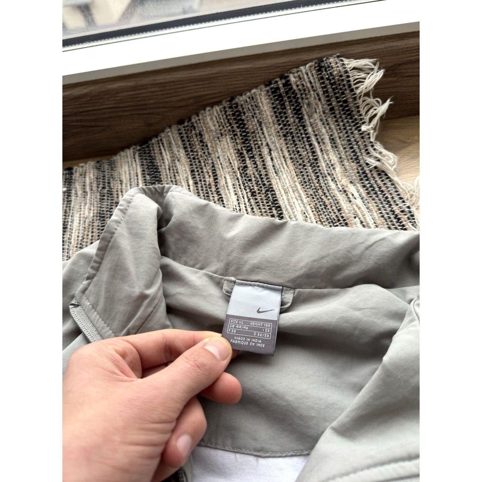 Nike VINTAGE Nike 90s Track Jacket XL Gray Mens Nylon Zip Casual Retro Y2K Streetwear 90s Decade Size US XL / EU 56 / 4 - 6 Thumbnail
