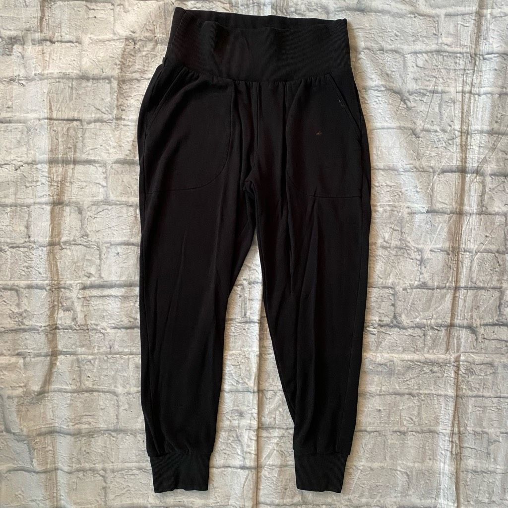 Nike Nike women S high waist pull on jogger pants w/drawstring & Size 27" / US 4 / IT 40 - 1 Thumbnail