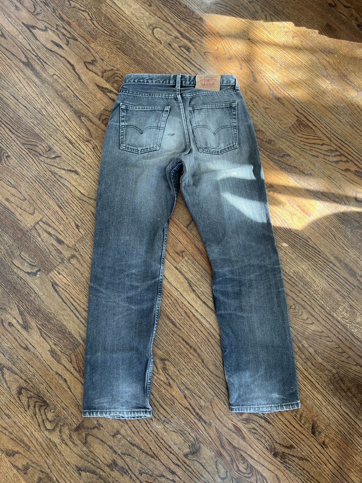 Levi's Vintage 90s Levi's 501 Faded Black Distressed Jeans 30x32 Size US 30 / EU 46 - 2 Thumbnail