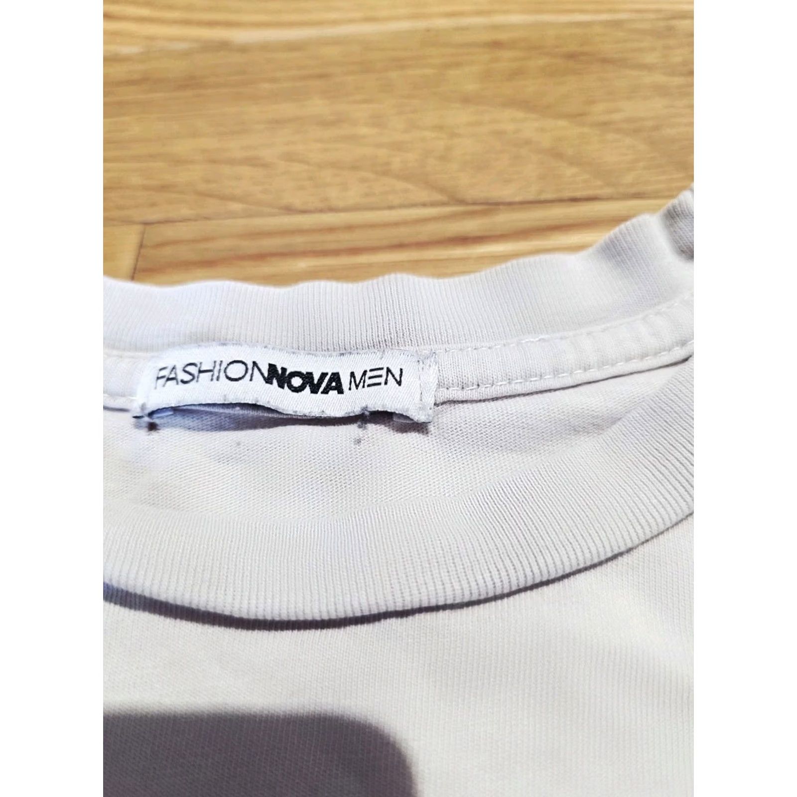 Fashion Nova Fashion Nova Men's Crew Neck short-sleeve ombre t-shirt. Small/medium Read Size US M / EU 48-50 / 2 - 7 Thumbnail