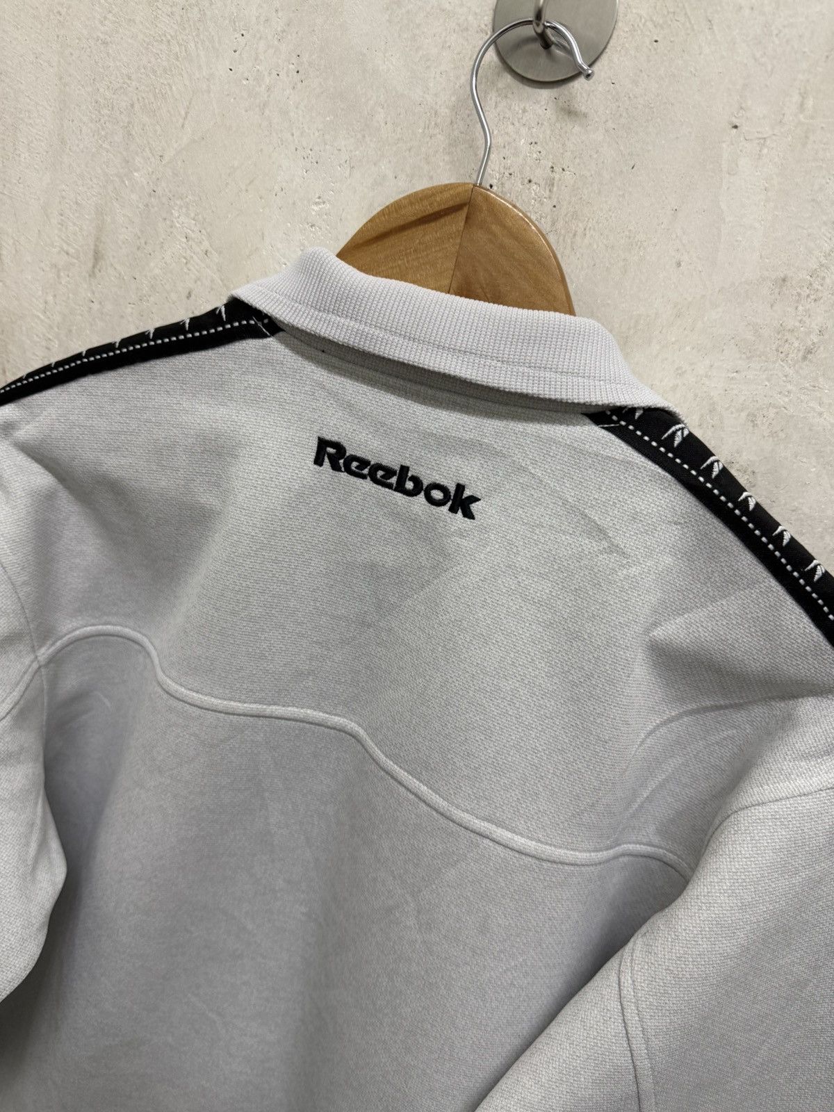Reebok Vintage Reebok Side Tape Set Track Top Size US S / EU 44-46 / 1 - 9 Thumbnail