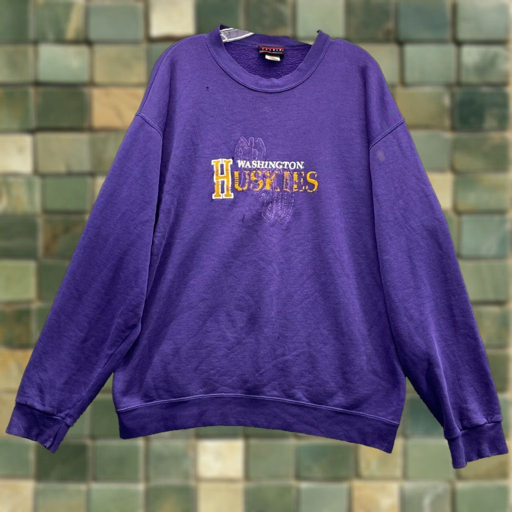 Vintage VINTAGE Washington Huskies Sweatshirt Men L Purple Graphic Print University 90s Sports Outdoor Athleisure Size US L / EU 52-54 / 3 - 1 Thumbnail