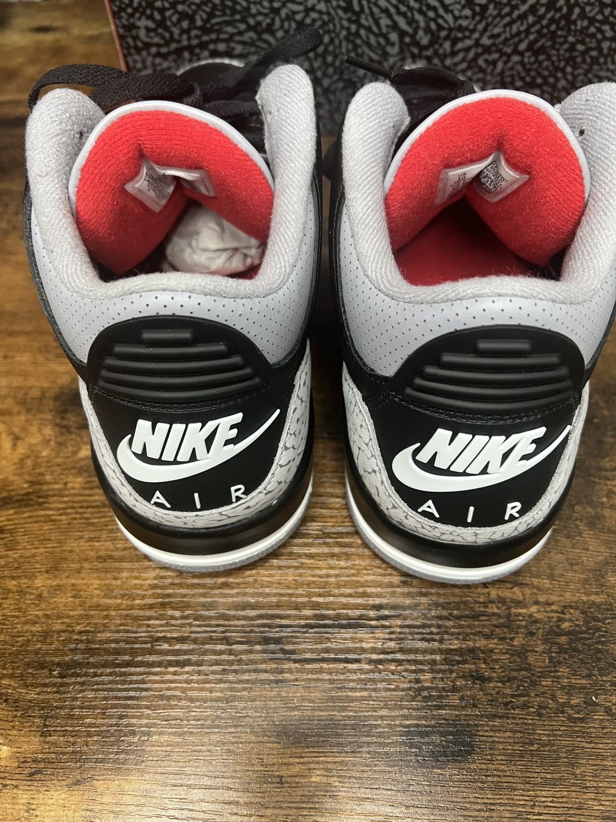 Jordan Brand Air Jordan 3 Cement Size US 10 / EU 43 - 5 Thumbnail
