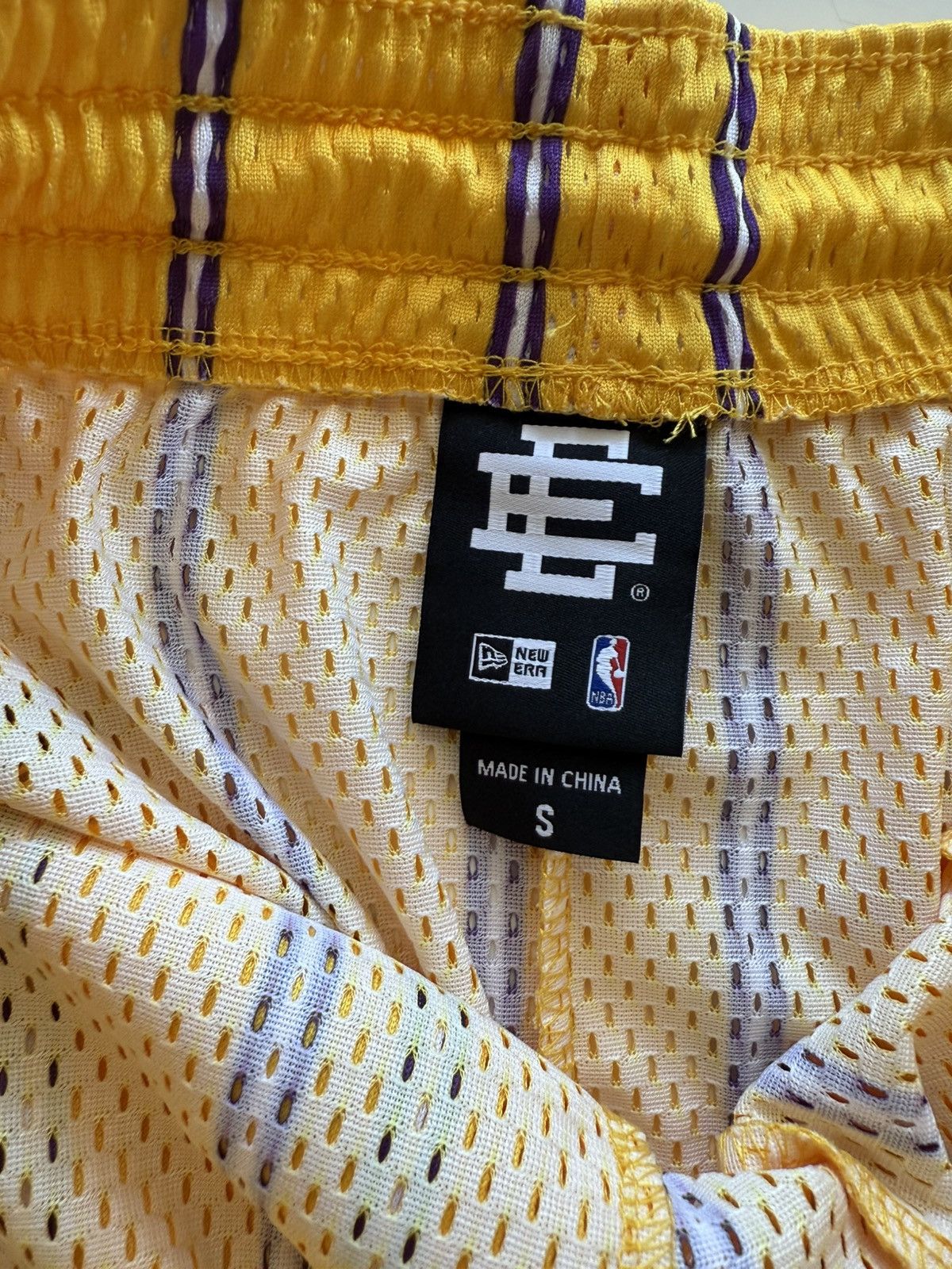 Eric Emanuel × New Era Eric emmanual/Los Angeles Lakers mesh short Size US 26 / EU 42 - 9 Thumbnail