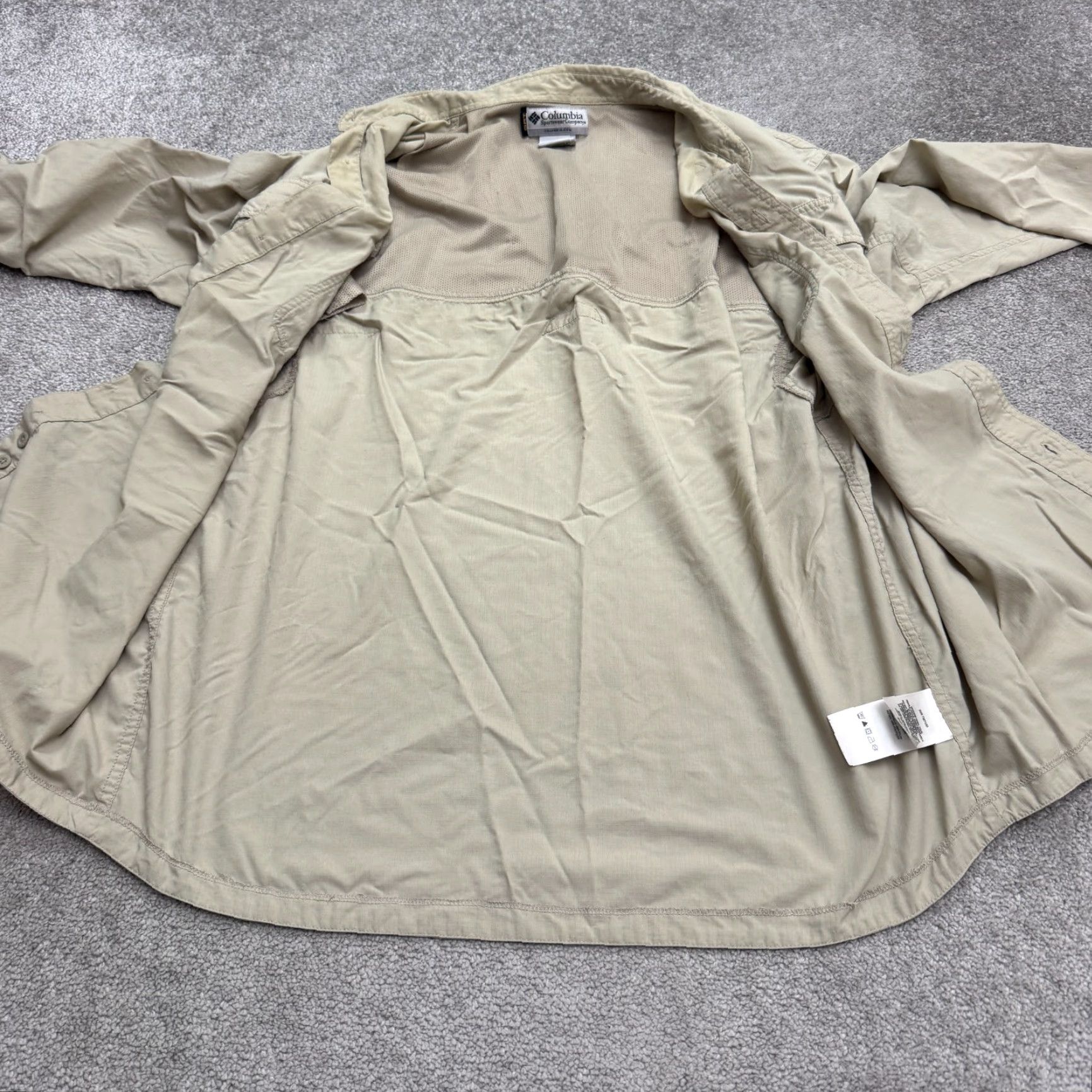 Vintage Columbia Button-Up Shirt Men L Beige Nylon Long Sleeve Outdoor Classic Vintage No Size US L / EU 52-54 / 3 - 3 Thumbnail