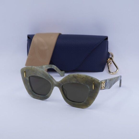 Loewe 🕶️ New Loewe LW40127I 60E Sunglasses - Green Marble Frame Size ONE SIZE - 1 Thumbnail