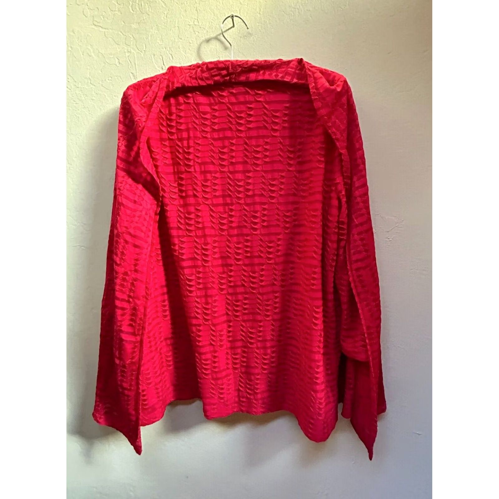 Evan Picone Black Label by Evan-Picone Women's Blouse Textured Ruffle Long Sleeve Pink XL Size XL / US 12-14 / IT 48-50 - 2 Thumbnail