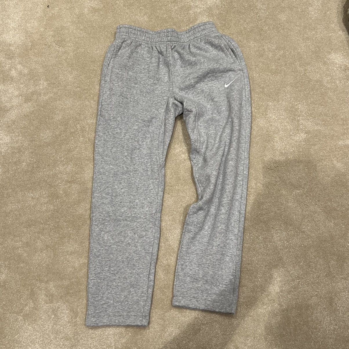 Nike Nike straight leg joggers Size US 32 / EU 48 - 1 Thumbnail