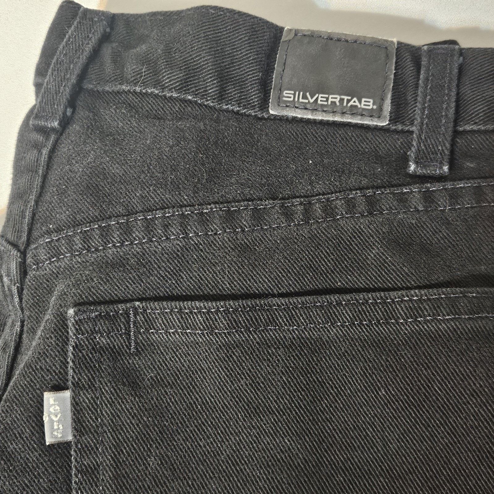 Levi's Levis SilverTab Baggy Fit Jeans Mens 31x 33 Black Denim Y2K Size US 31 - 1 Thumbnail