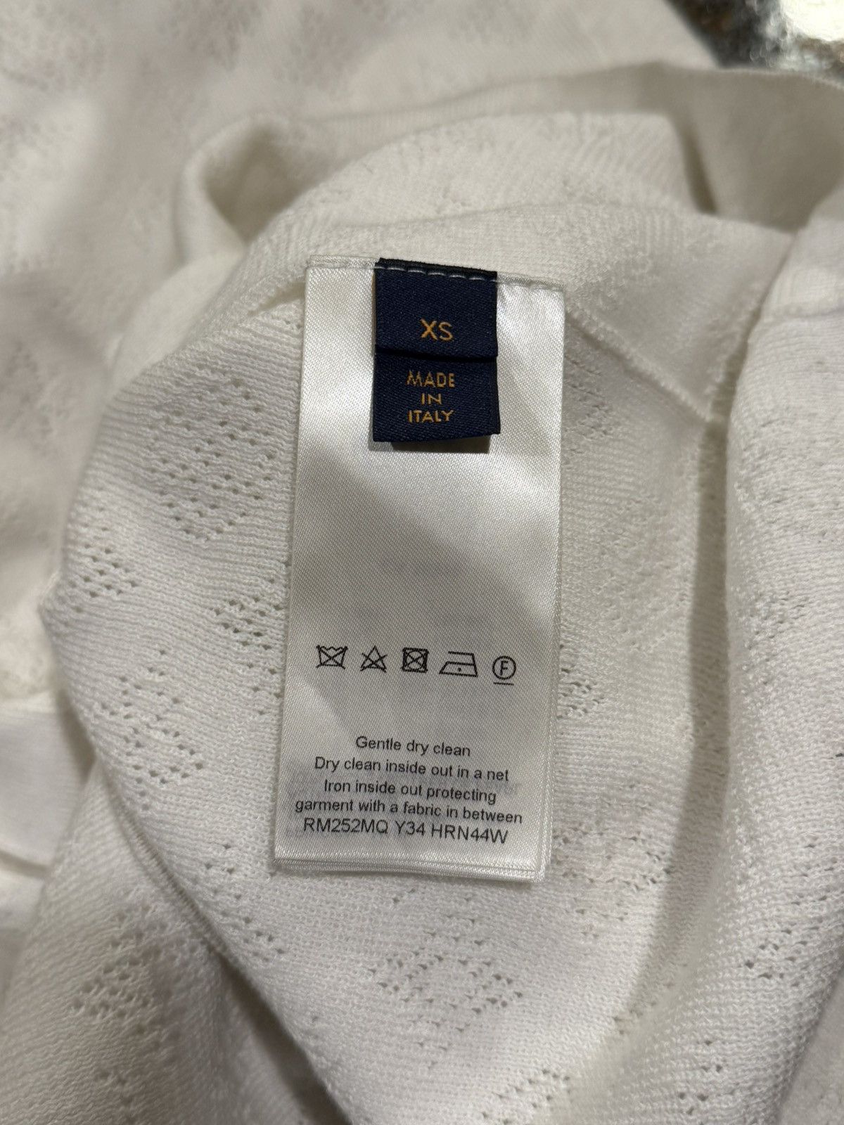 Louis Vuitton Louis Vuitton Monogram Pointelle White Short-Sleeved Shirt Size US XS / EU 42 / 0 - 17 Thumbnail