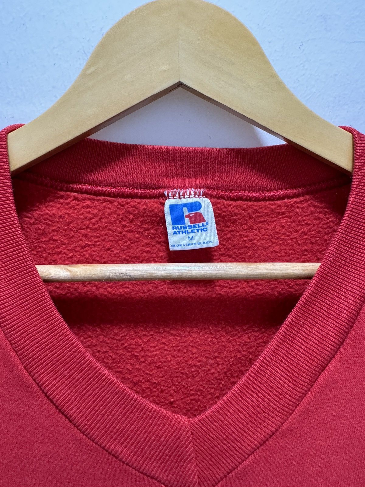 Russell Athletic × Vintage VINTAGE 90s NEBRASKA VNECK SWEATSHIRT Size US S / EU 44-46 / 1 - 10 Thumbnail