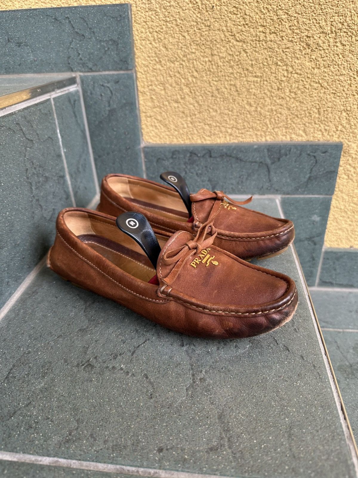 Prada Prada Leather Loafers Brown Low Made In Italy Luxury Rare 36 Size US 5.5 / IT 35.5 - 4 Thumbnail