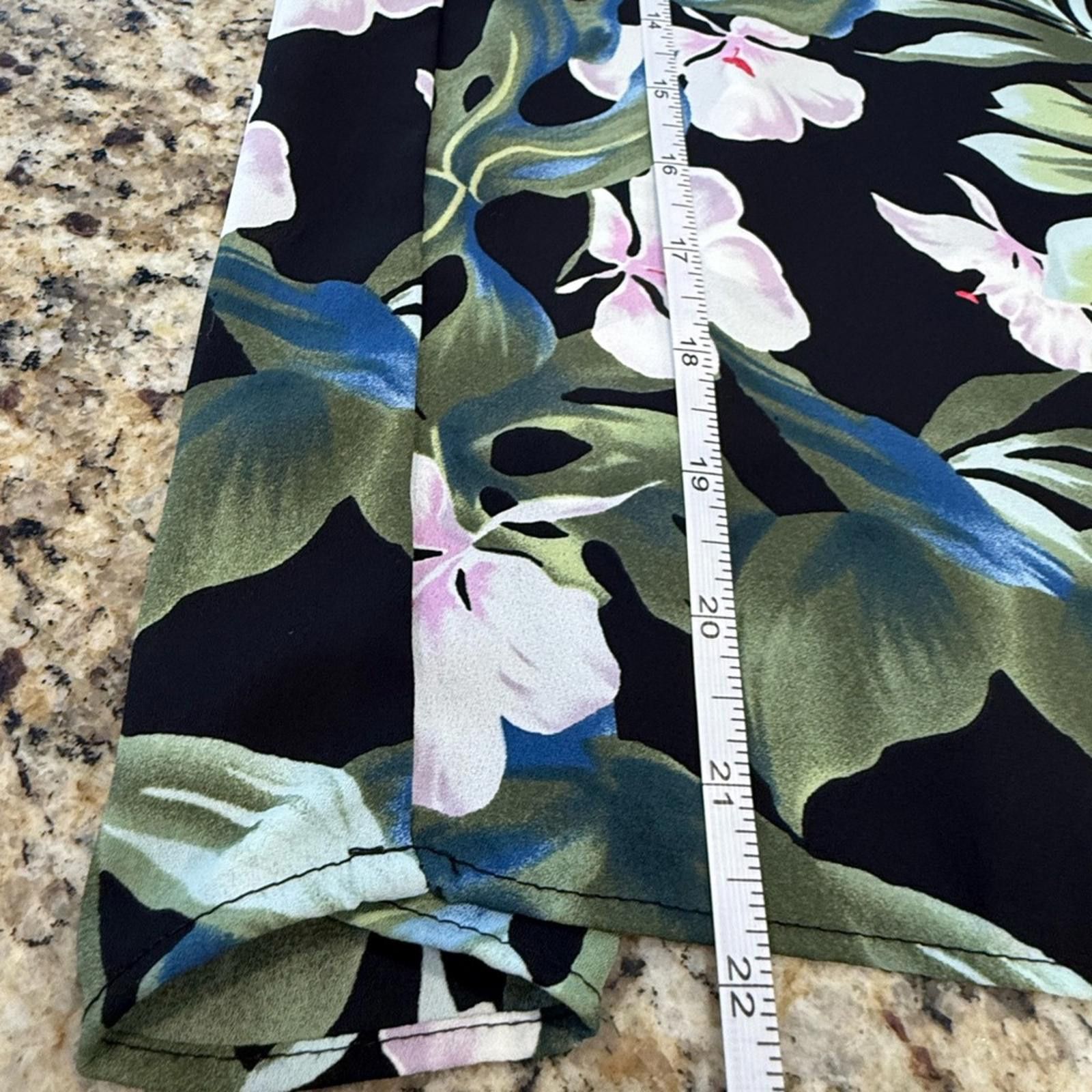 Other Show Me Your MuMu Estelle Jumpsuit tropical floral SZ SM Size 28" / US 6 / IT 42 - 9 Thumbnail