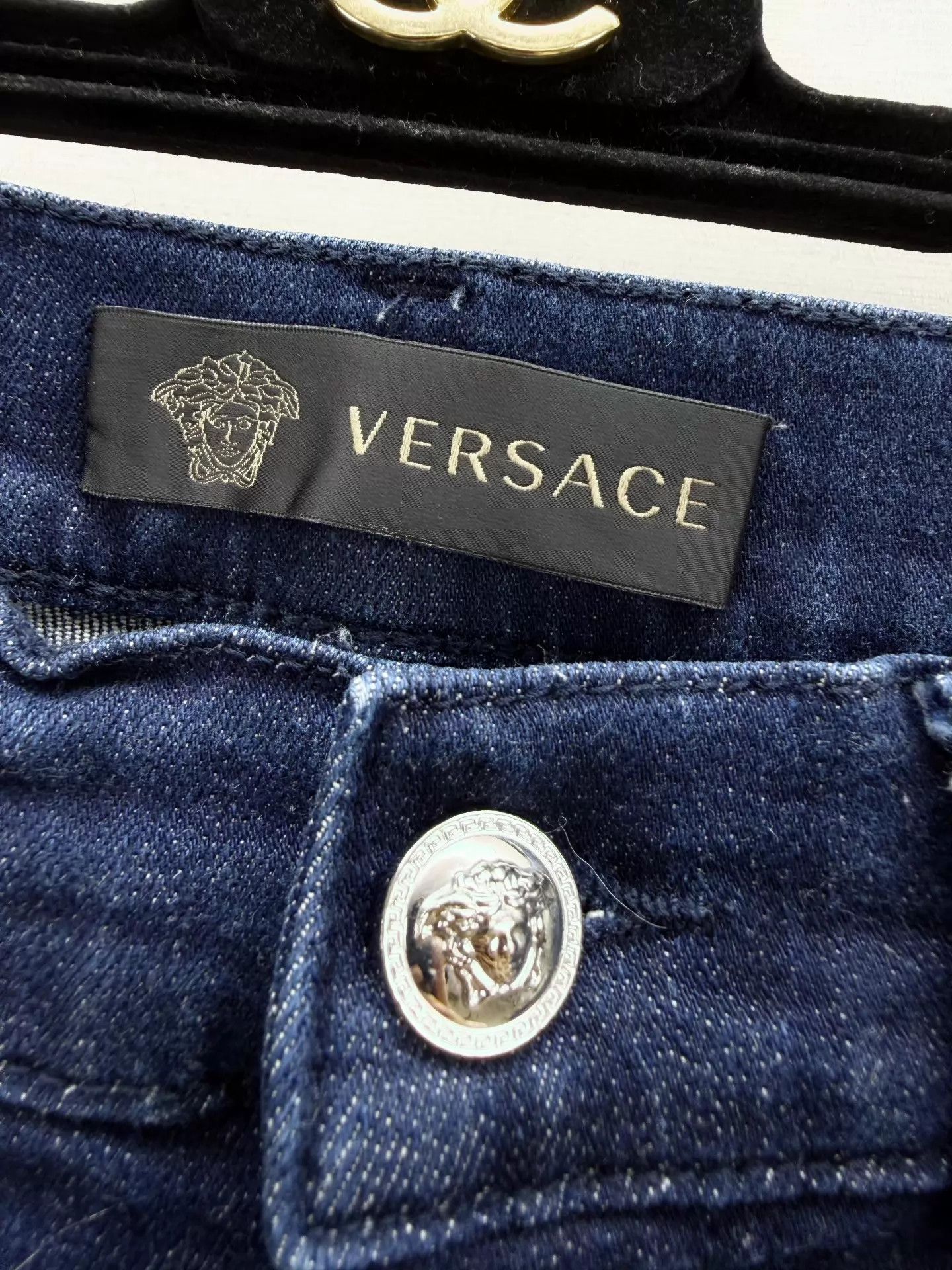 Versace Versace Men's Authentic Jeans Size 32 Waist 78 Worn 2x Size US 32 / EU 48 - 6 Thumbnail