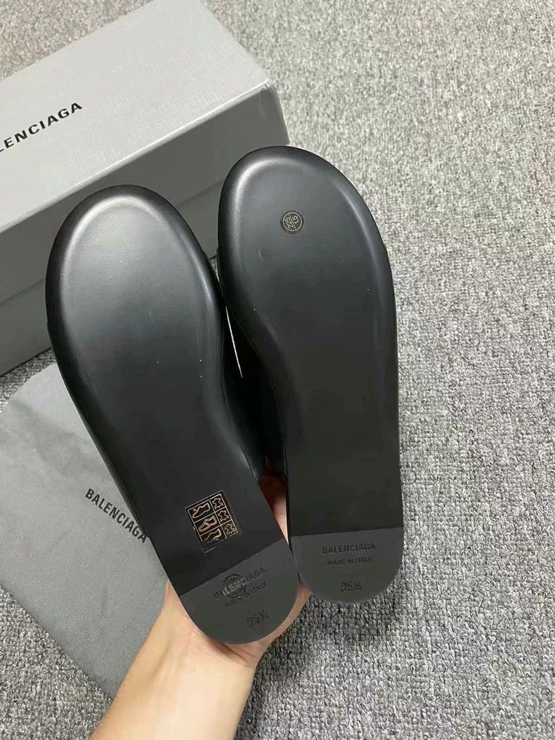 Balenciaga Balenciaga Golden Logo Slide Sandals-2505 Size US 5.5 / EU 38 - 6 Thumbnail