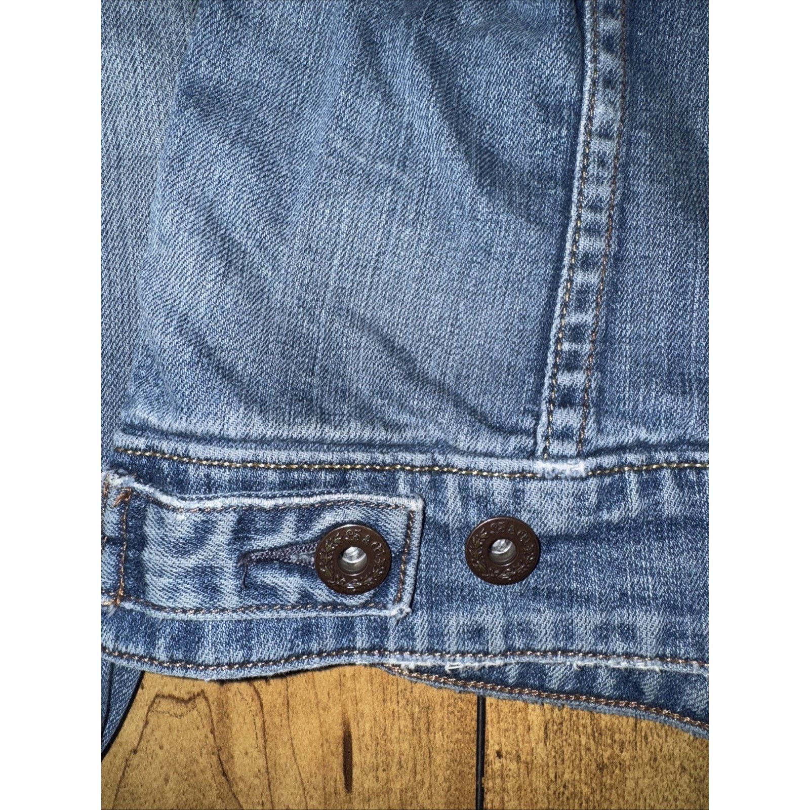 Levi's × Vintage Women’s Levi’s San Francisco Denim Trucker Jacket Blue L Size L / US 10 / IT 46 - 6 Thumbnail