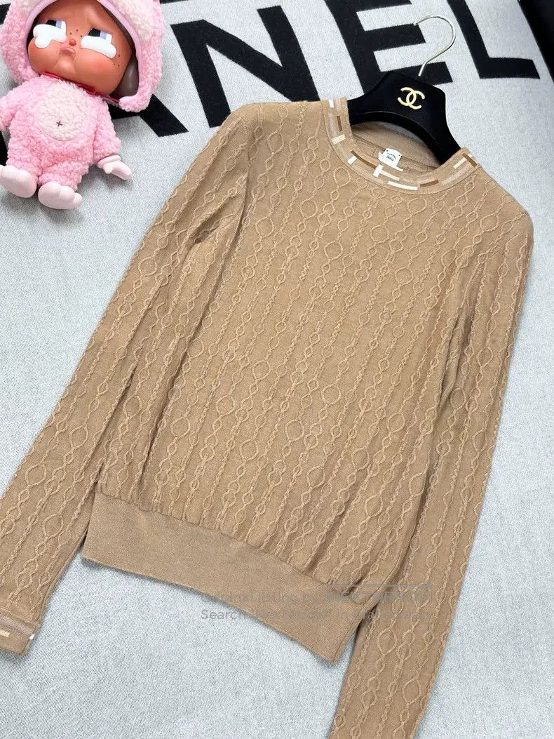 Hermes Hermes Brown Chain Embossed Jacquard Texture Long Sleeve T Size XS / US 0-2 / IT 36-38 - 1 Thumbnail