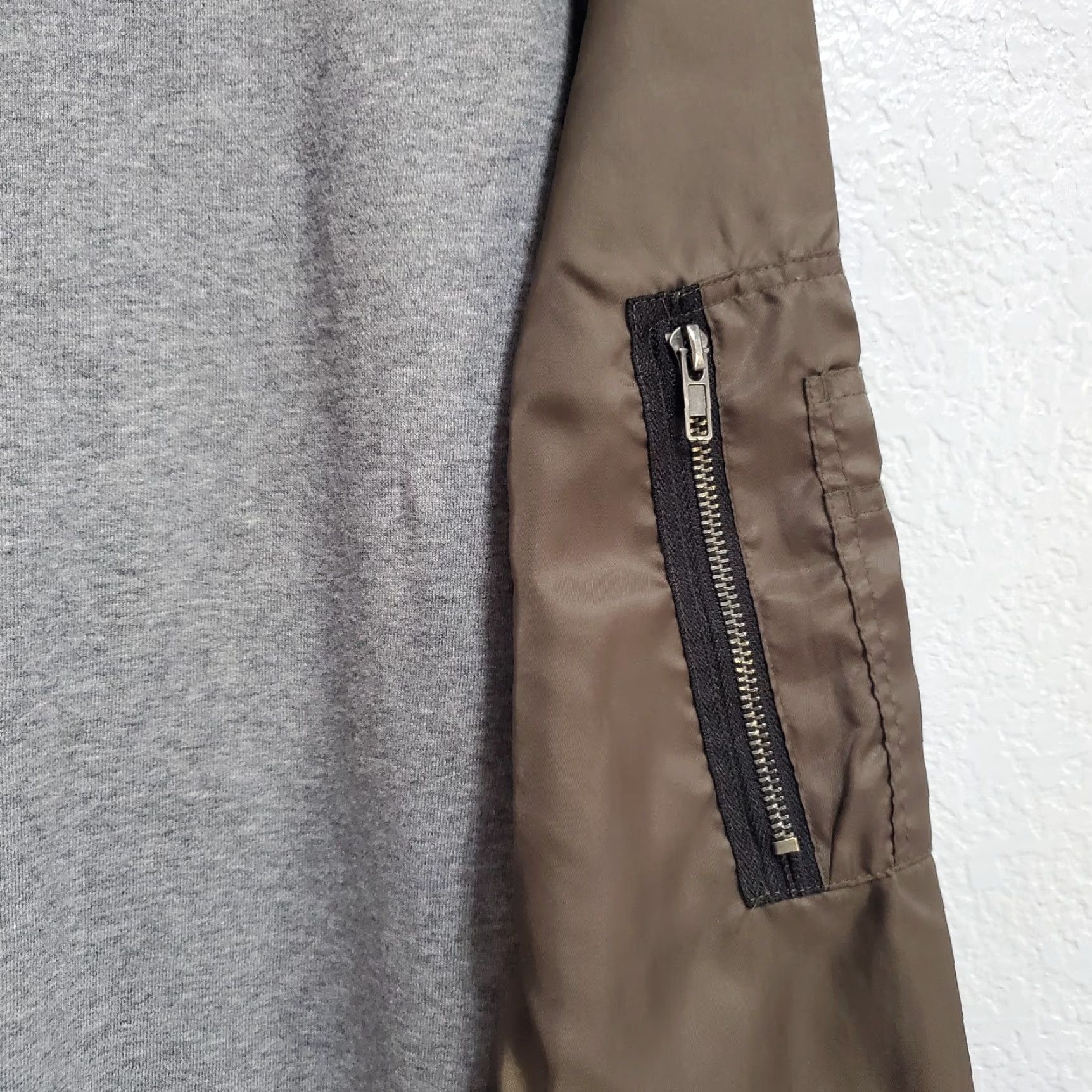 Vintage VSTR Premium Sweatshirt Men XL Gray Green Satin Sleeve Crew Neck Pullover Pocket Sweatshirt Size US XL / EU 56 / 4 - 5 Thumbnail