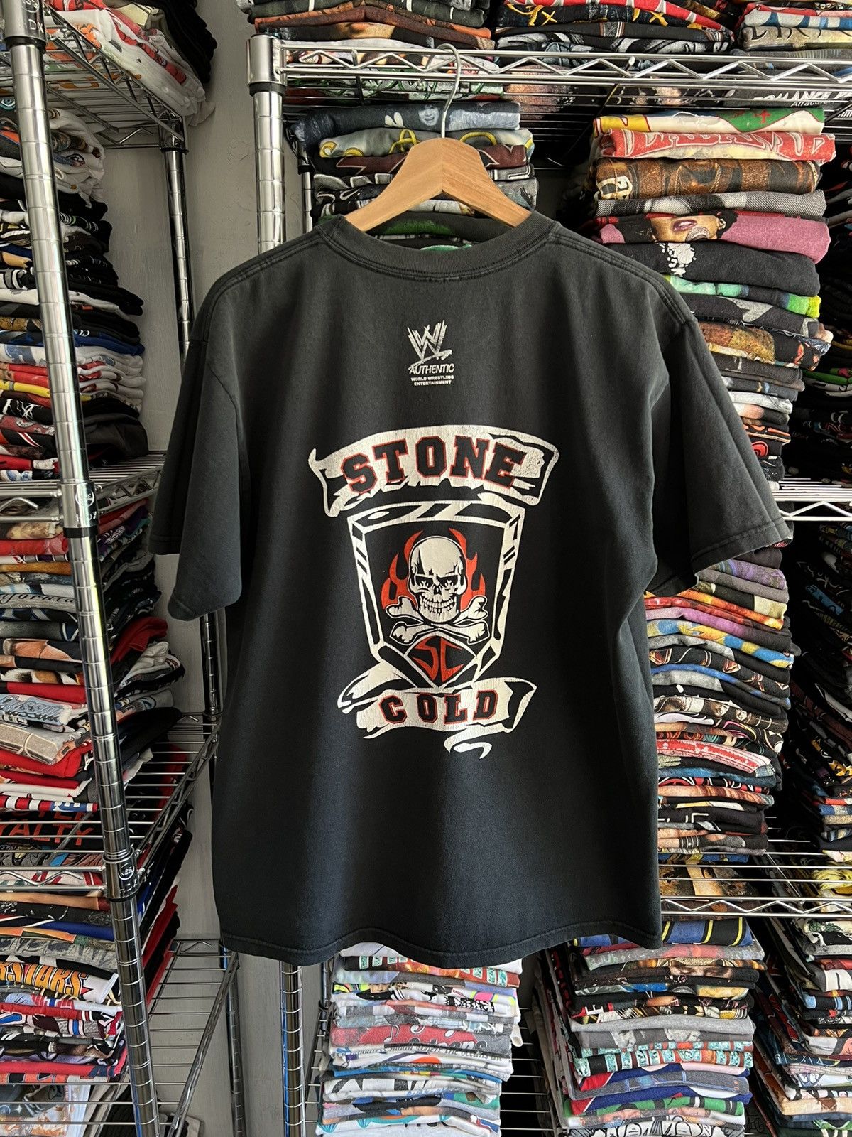WWE 2000s Stone Cold Whipping Ass Since 1995 Skull Bootleg Tee Size US L / EU 52-54 / 3 - 2 Thumbnail