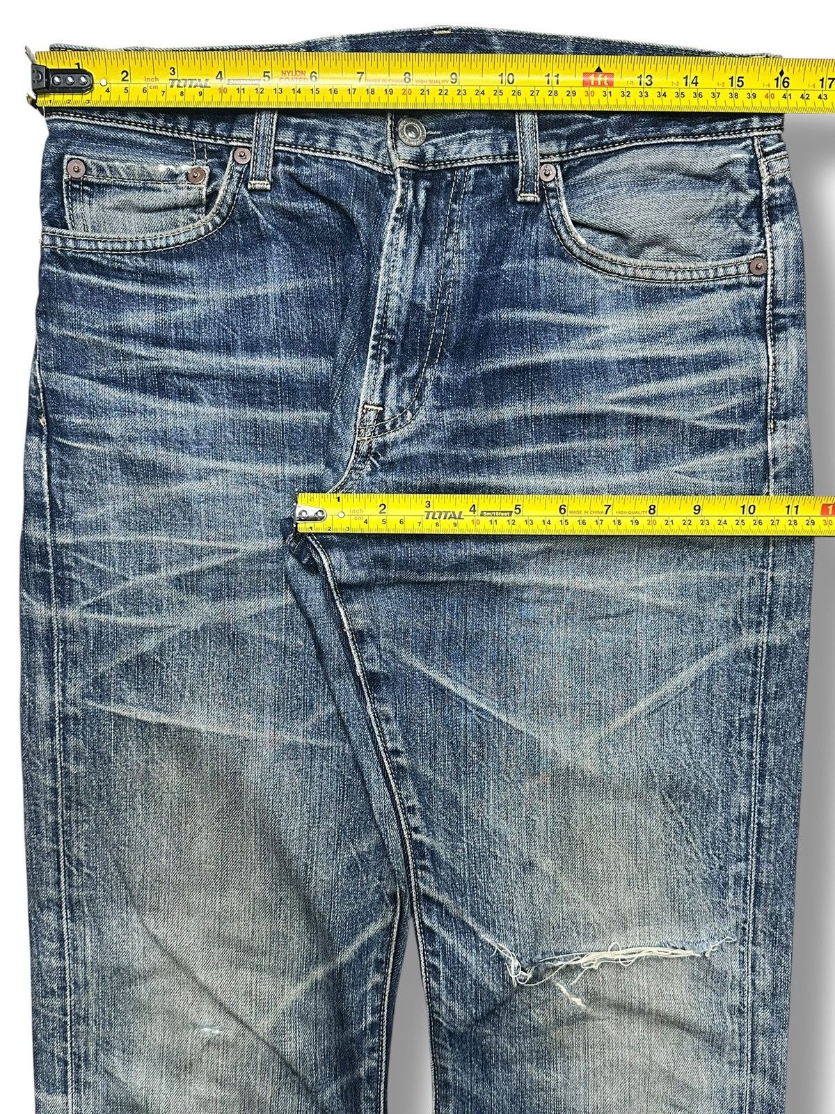 Uniqlo Vintage Uniqlo Distressed & Thunder Striked Vintage Looks Size US 32 / EU 48 - 17 Thumbnail