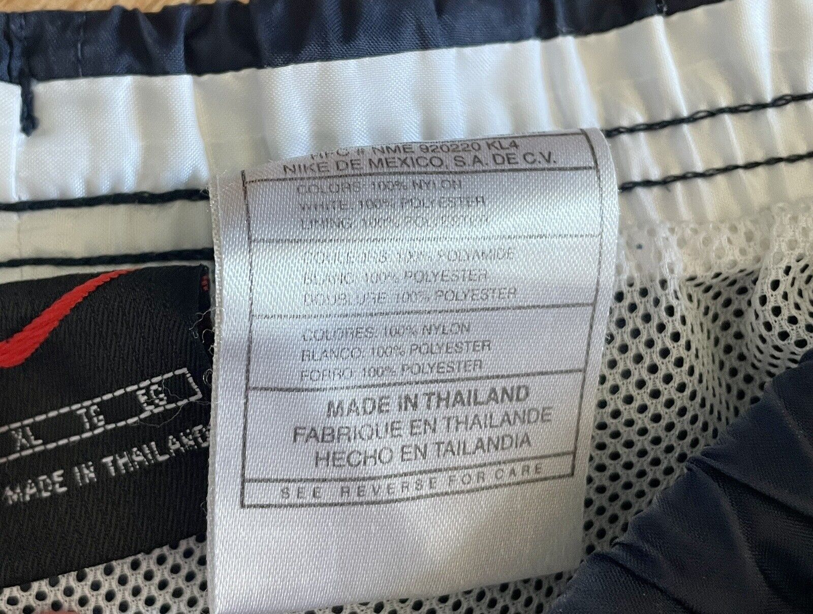 Nike Vintage Nike Shorts Mens XL Size US 36 / EU 52 - 3 Thumbnail
