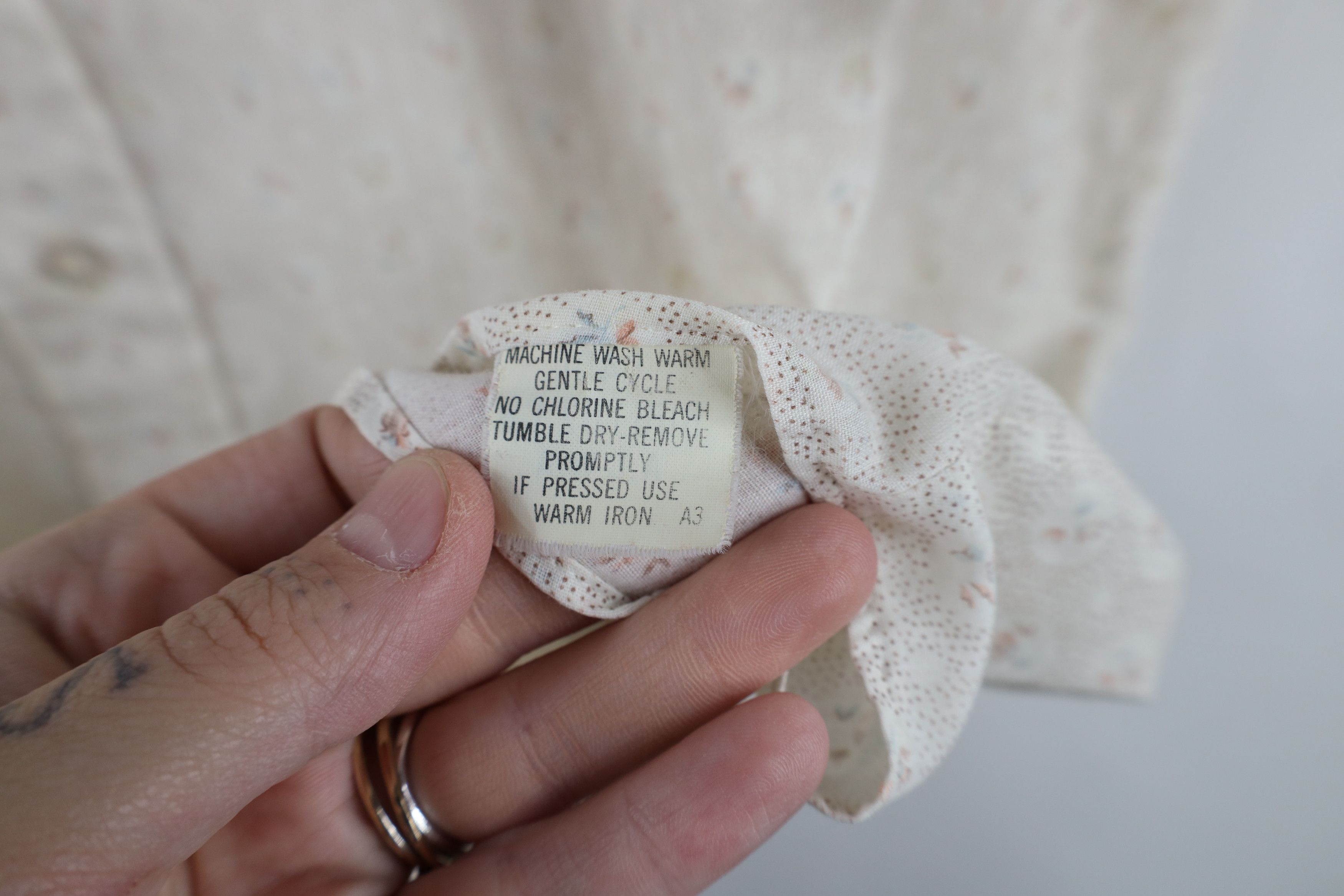 Vintage Vintage 70s Streetwear Short Sleeve Collared Button Shirt Size US M / EU 48-50 / 2 - 11 Thumbnail
