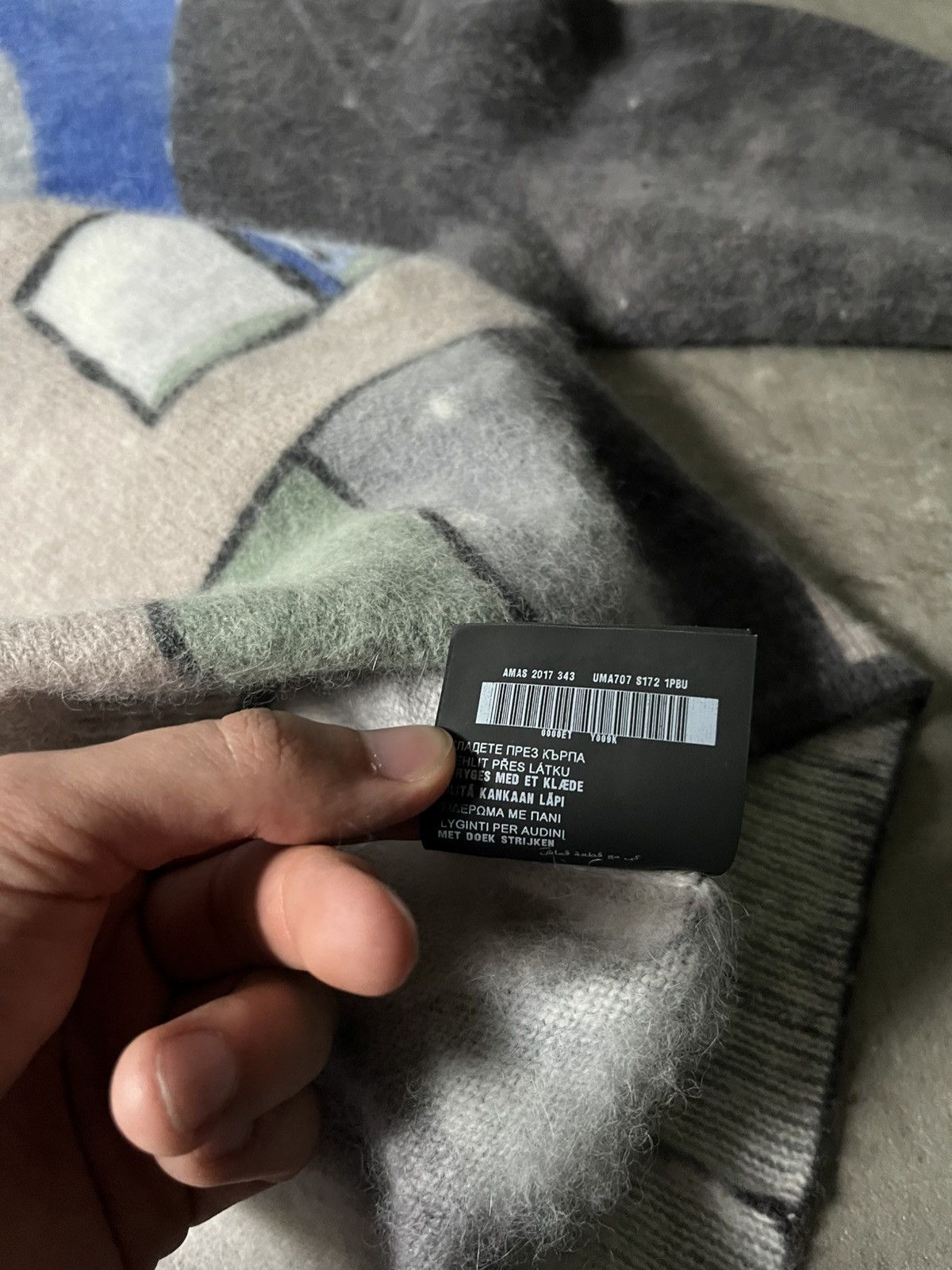 Prada Prada F/W 17 glass of wine and book angora fuzzy sweater Size US M / EU 48-50 / 2 - 25 Thumbnail