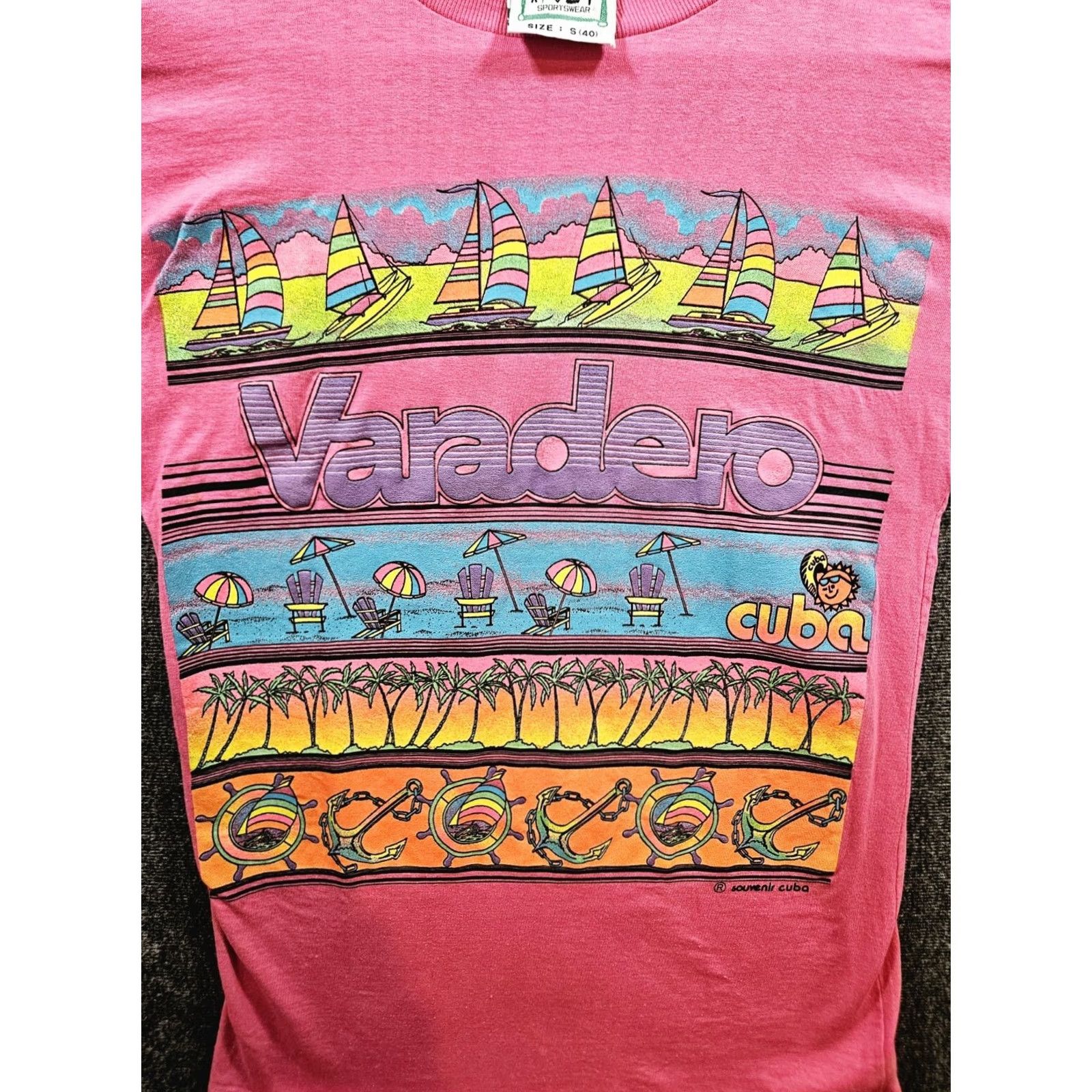 Vintage VINTAGE Columbia Tourist Graphic T-Shirt Pink S/M Unisex 80s Short Sleeve Cotton Graphic Tee Used Size US S / EU 44-46 / 1 - 3 Thumbnail