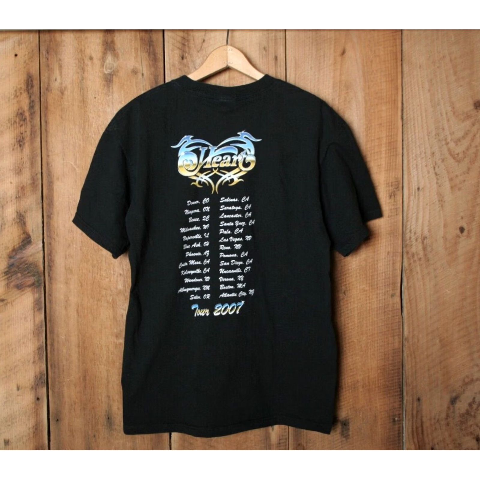 Anvil HEART Black 100% Cotton 2007 Concert Tour T-Shirt Sz. L Unisex Adults Medium/Large Available Womens Mens Shirts Size US L / EU 52-54 / 3 - 3 Thumbnail