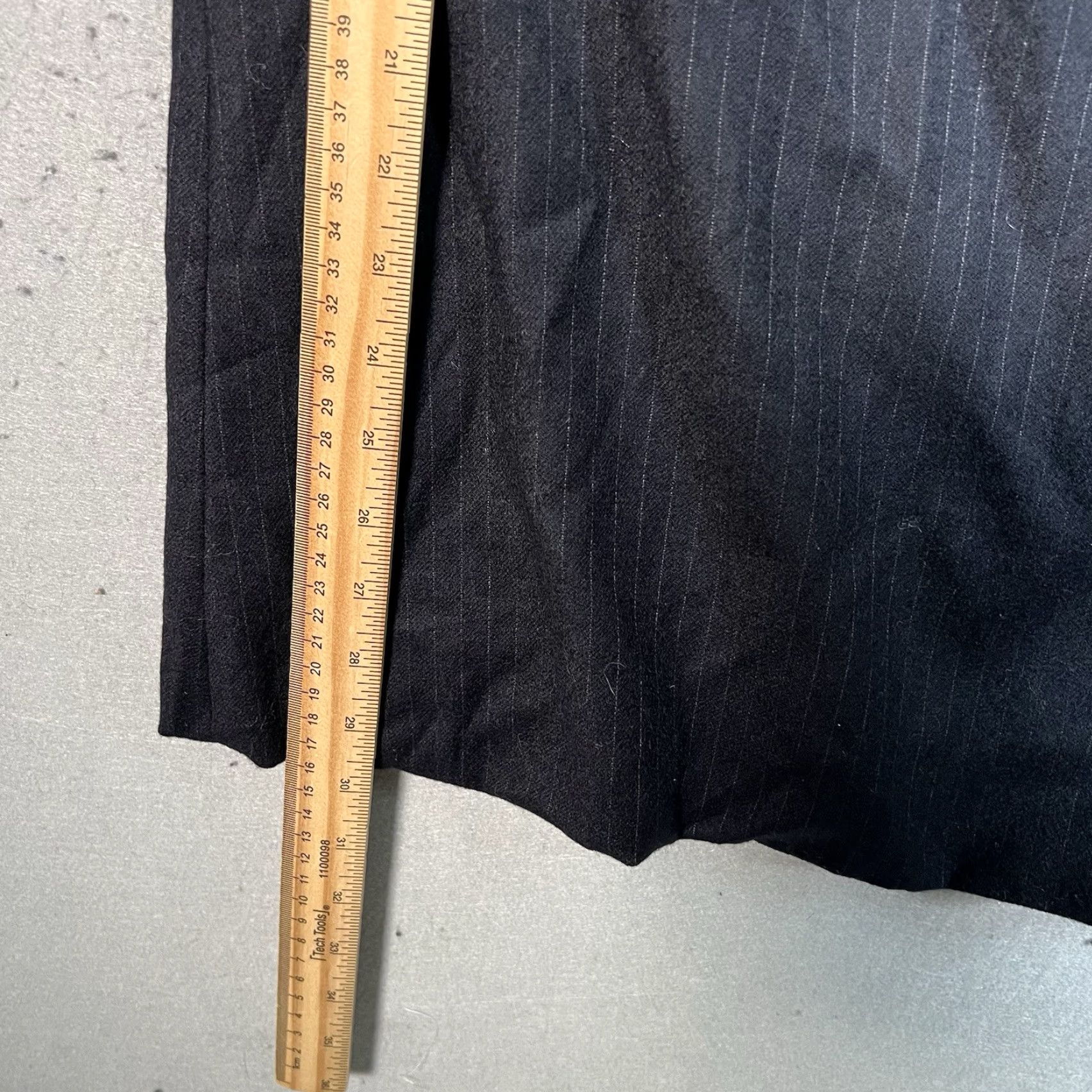 Club Monaco VINTAGE Club Monaco Dress Adult Womens Sz 2 Gray Wool Blend Pin Stripe Strapless Bubble Mini Womens Size XS / US 0-2 / IT 36-38 - 3 Thumbnail