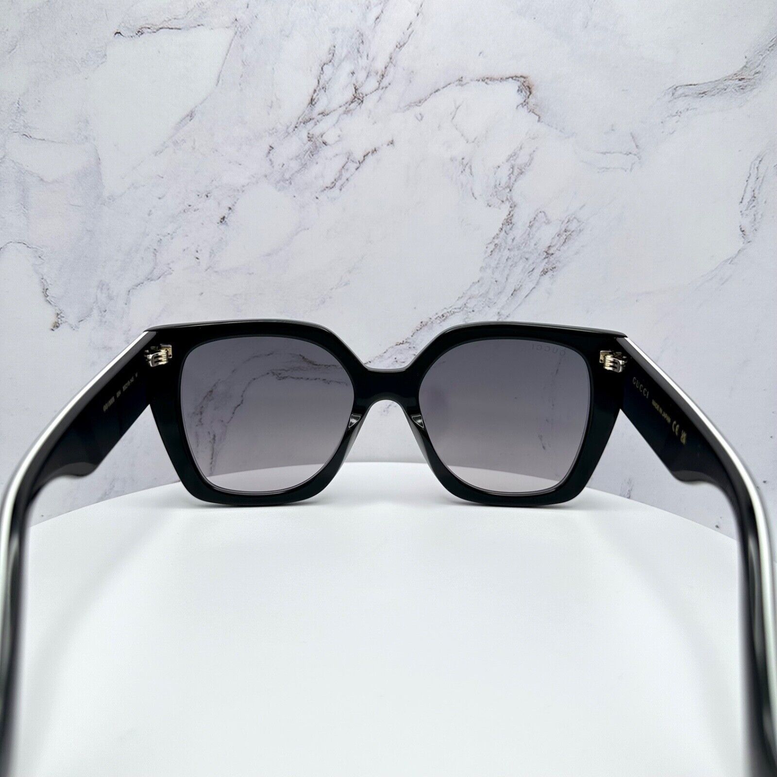 Gucci New Gucci Sunglasses Black White Gold Interlocking GG Size ONE SIZE - 5 Thumbnail