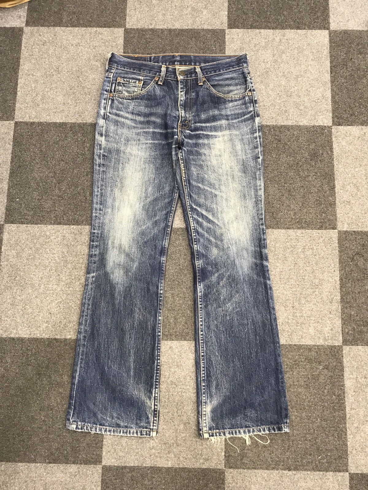 image of Vl209 Flare Vintage Levis 517 Blue Wash Jeans, Men's (Size 31)