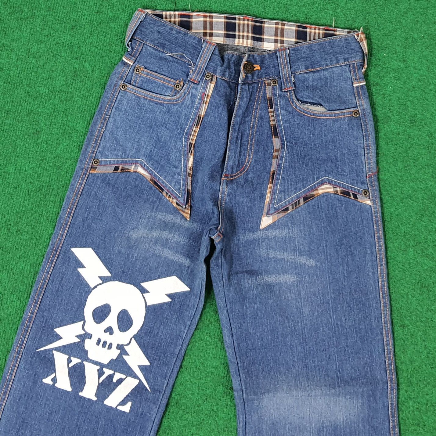 Vintage Vintage XYZ Skull Custom Logo Streetwear Style Jeans Size US 26 / EU 42 - 2 Thumbnail