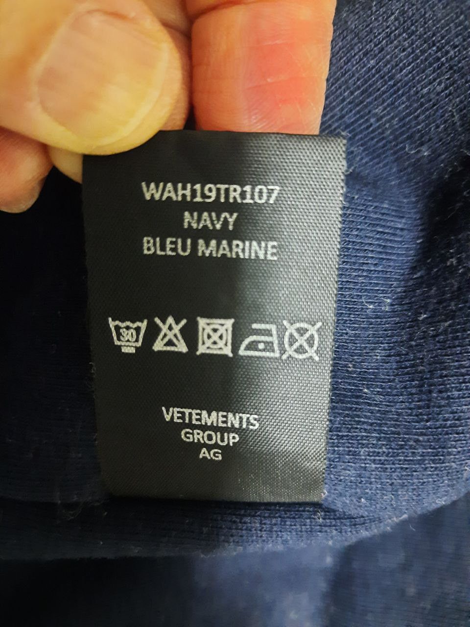 Vetements FW19 AW19 Inside Out Hoodie Size US S / EU 44-46 / 1 - 7 Thumbnail