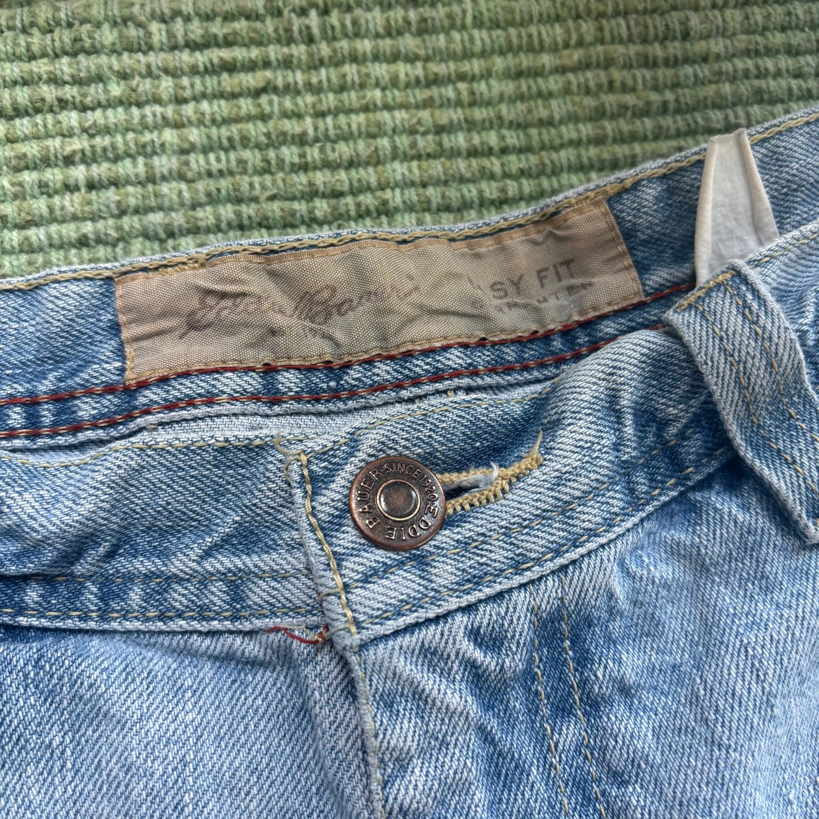 Eddie Bauer Vintage Eddie Bauer Light Blue Denim Shorts Sz 33 Size US 33 - 3 Thumbnail